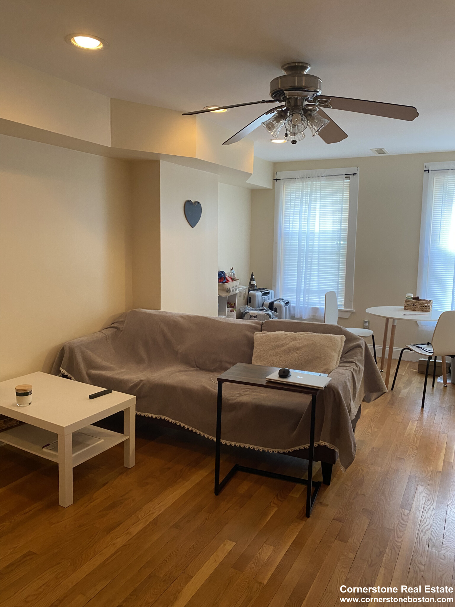 10 Chesterton St, Roxbury