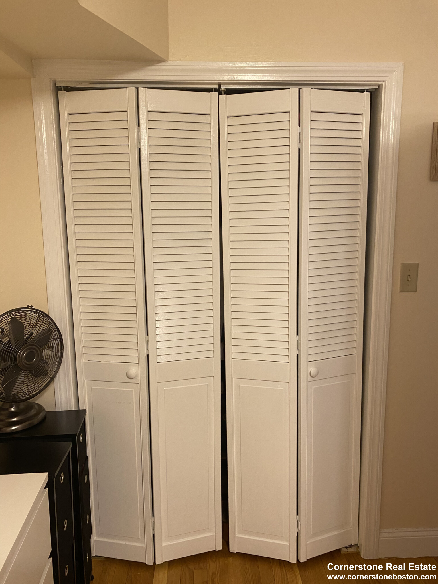 10 Chesterton St, Roxbury