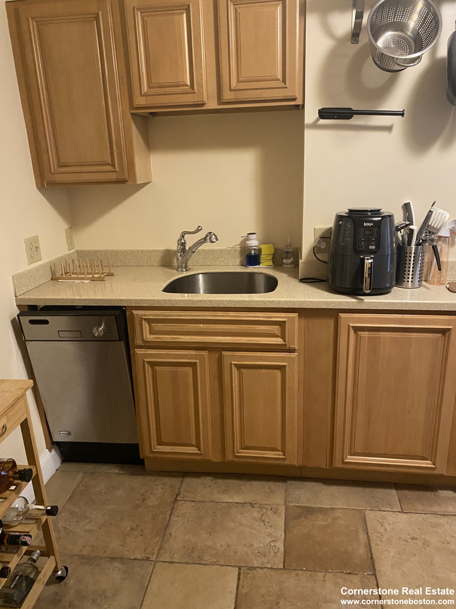 10 Chesterton St, Roxbury