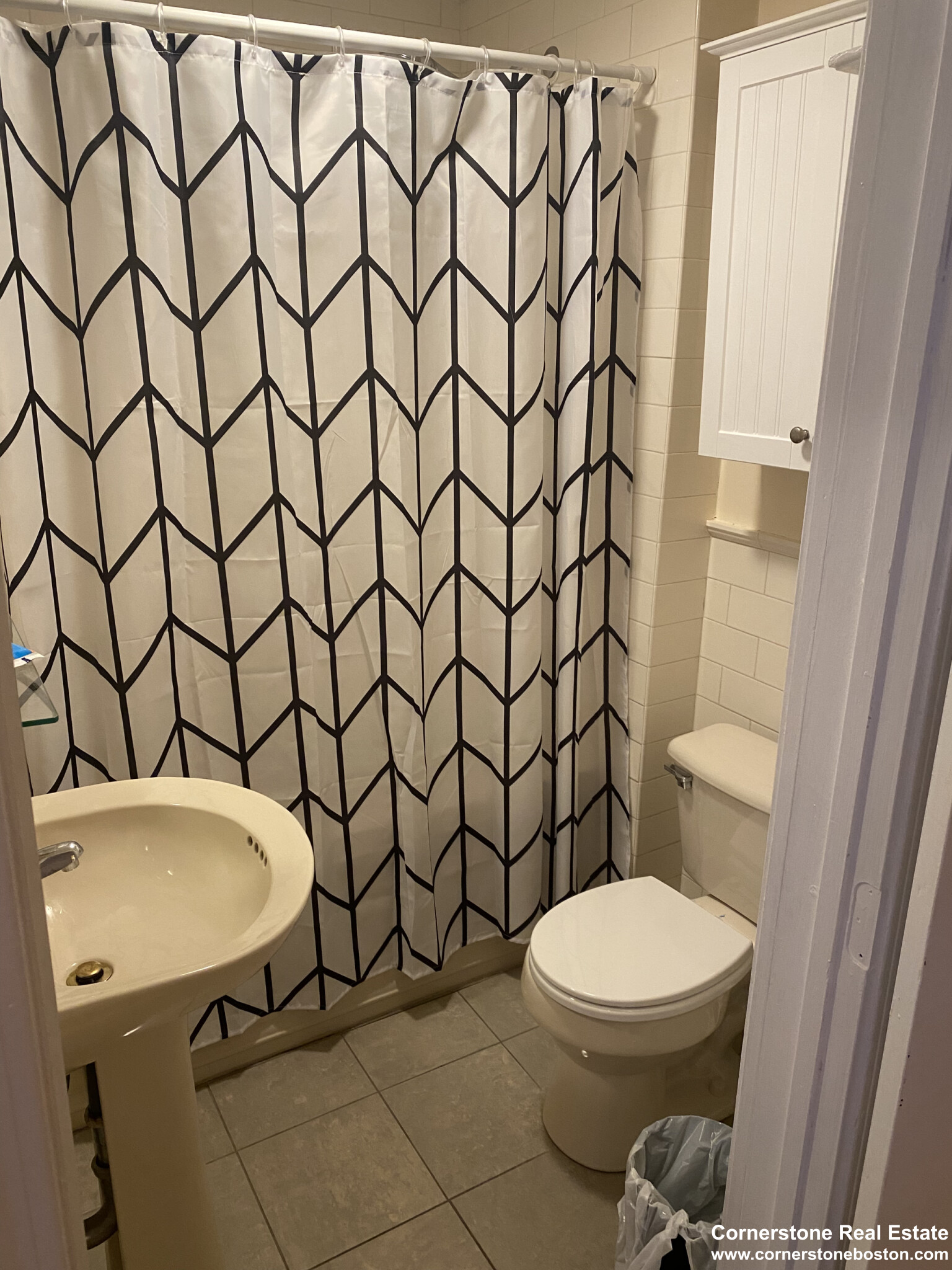 10 Chesterton St, Roxbury