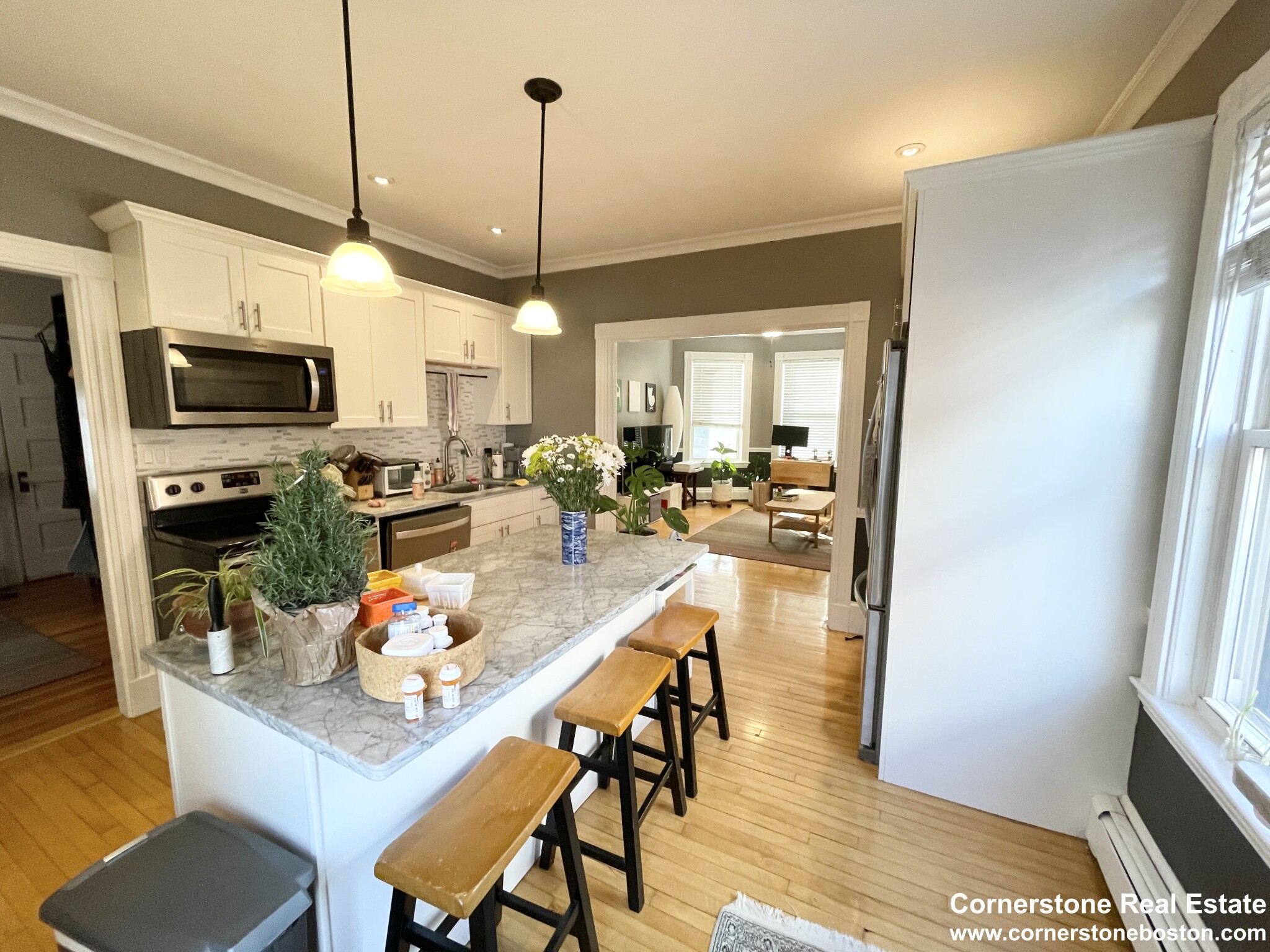 76 Parker Hill Ave, Mission Hill