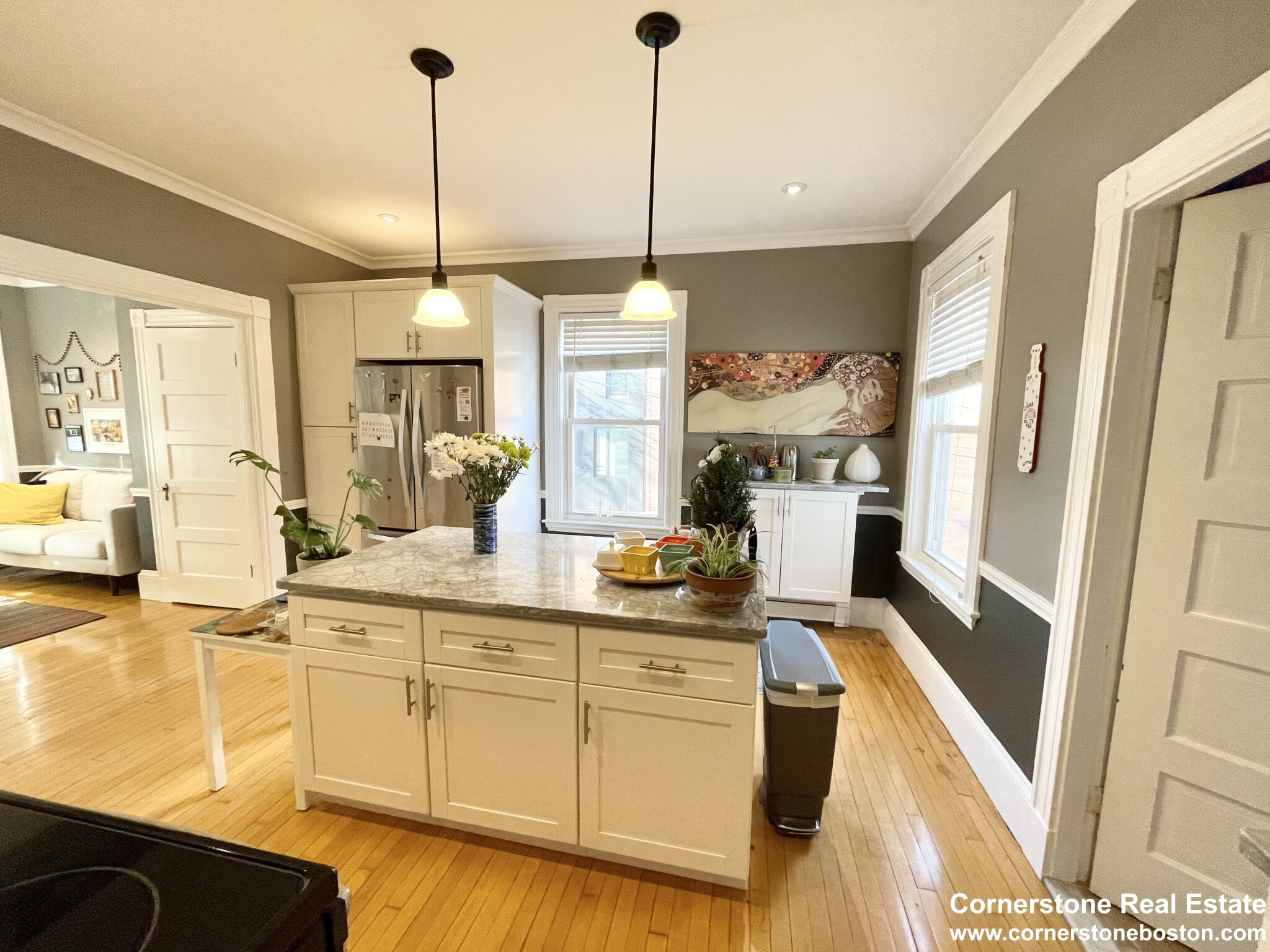 76 Parker Hill Ave, Mission Hill