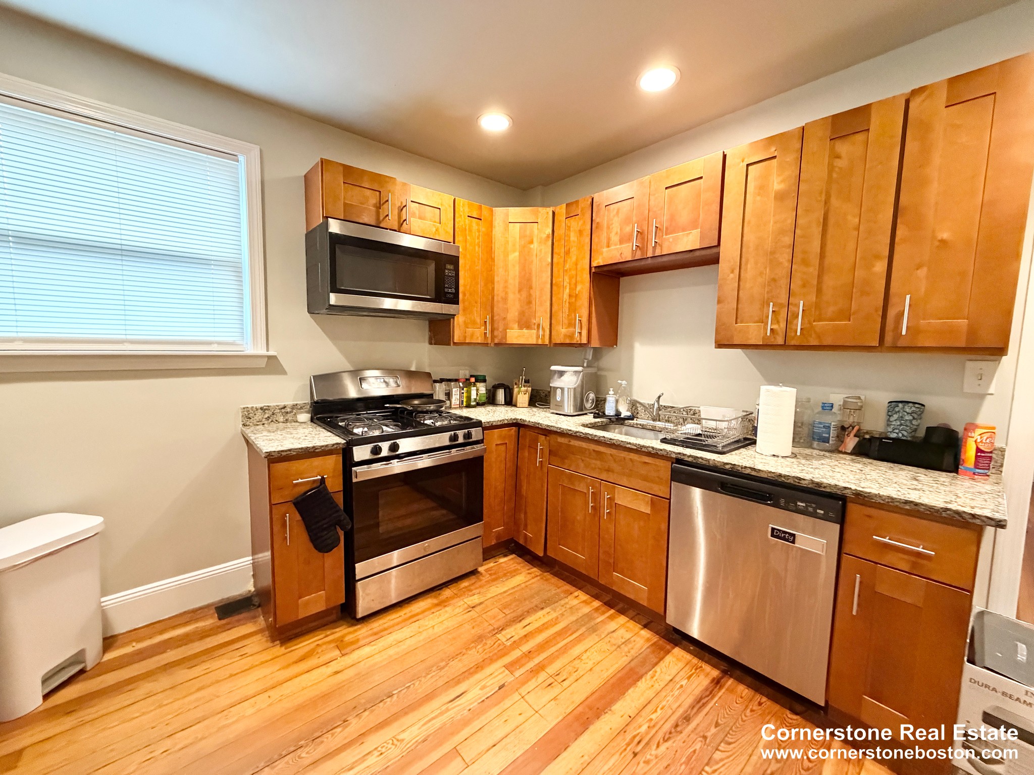 Pictures of  property for rent on Glenway, Boston, MA 02121