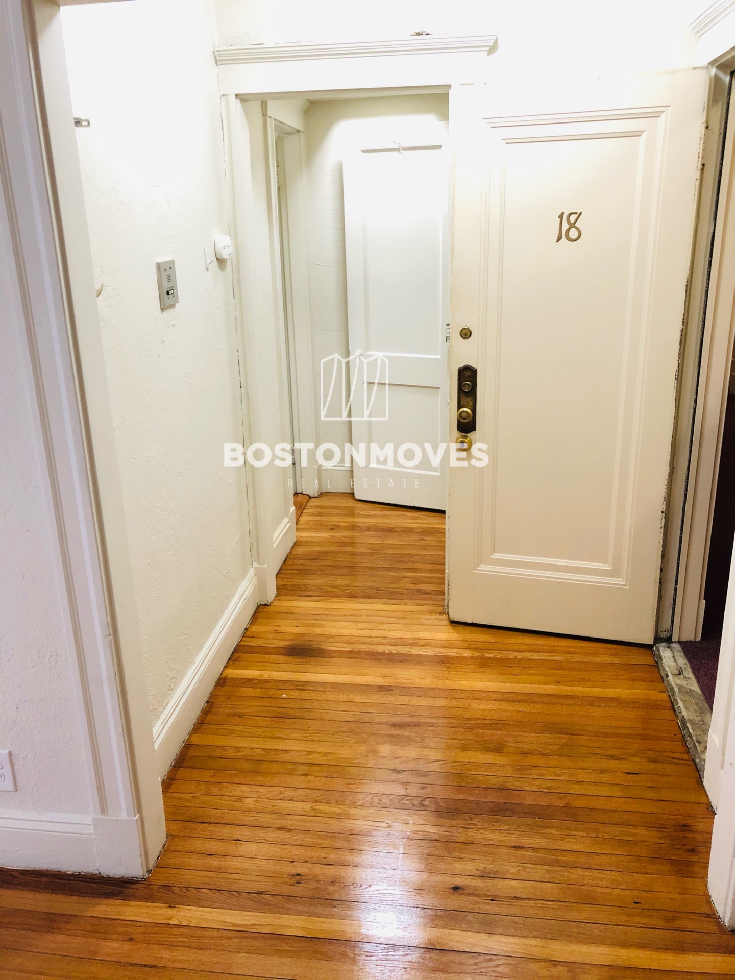 1171 Boylston St, Fenway