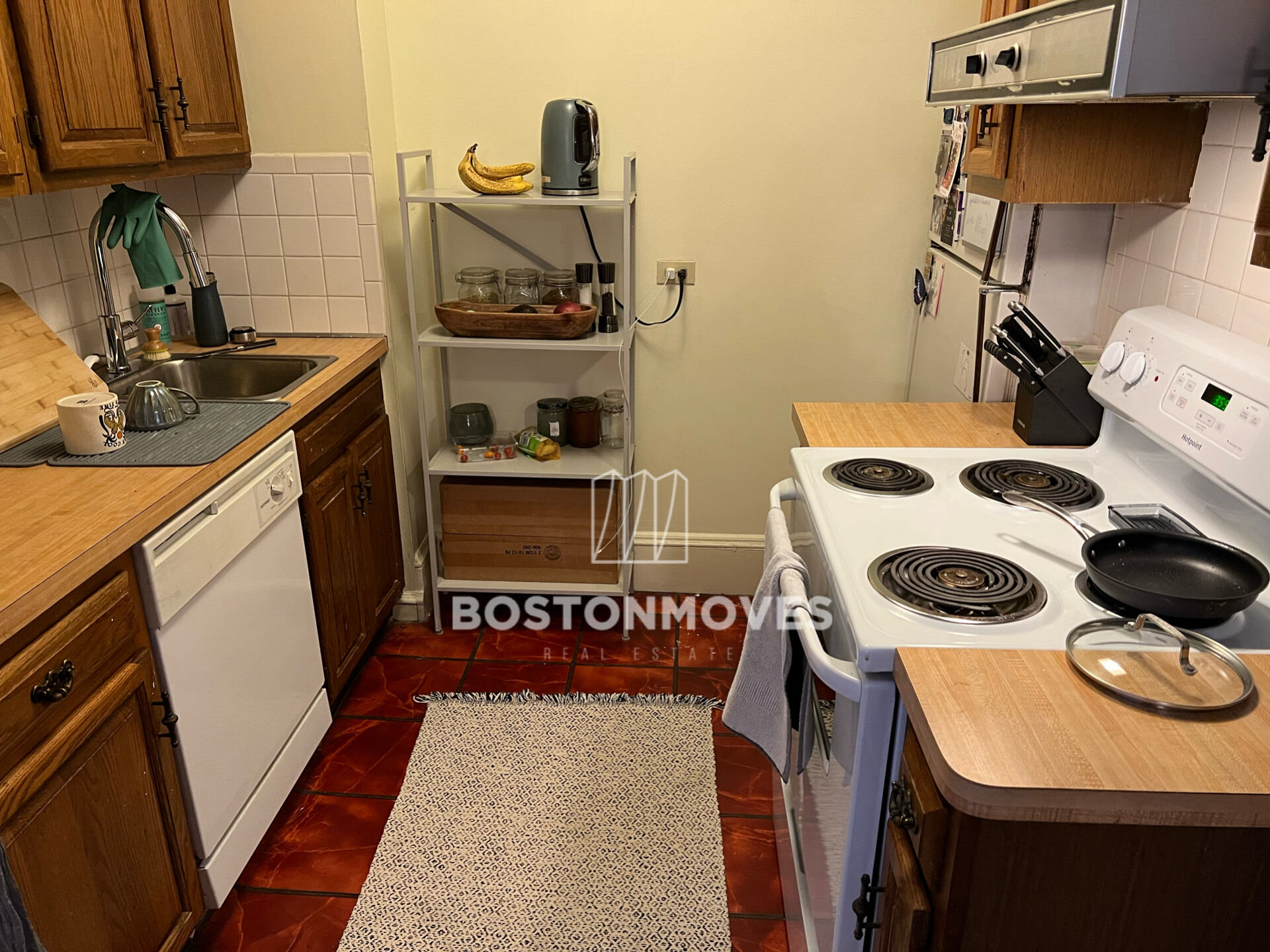 379 Commonwealth Ave, Fenway