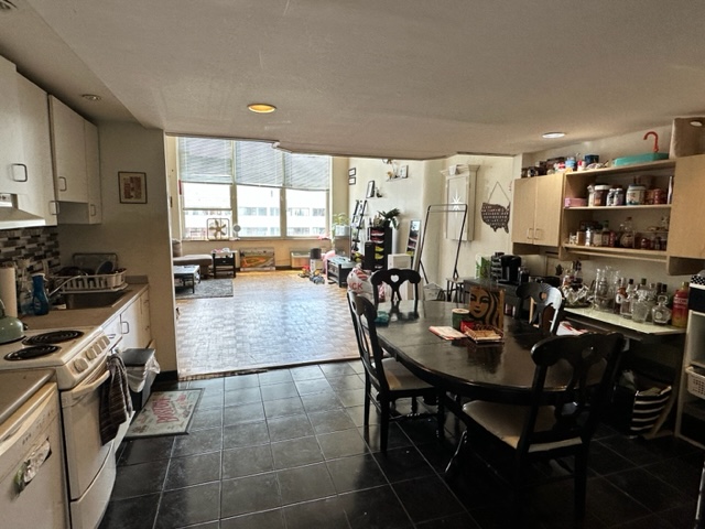 65 Brookline Ave, Fenway