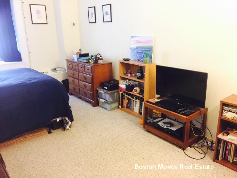 62 Boylston St, Back Bay