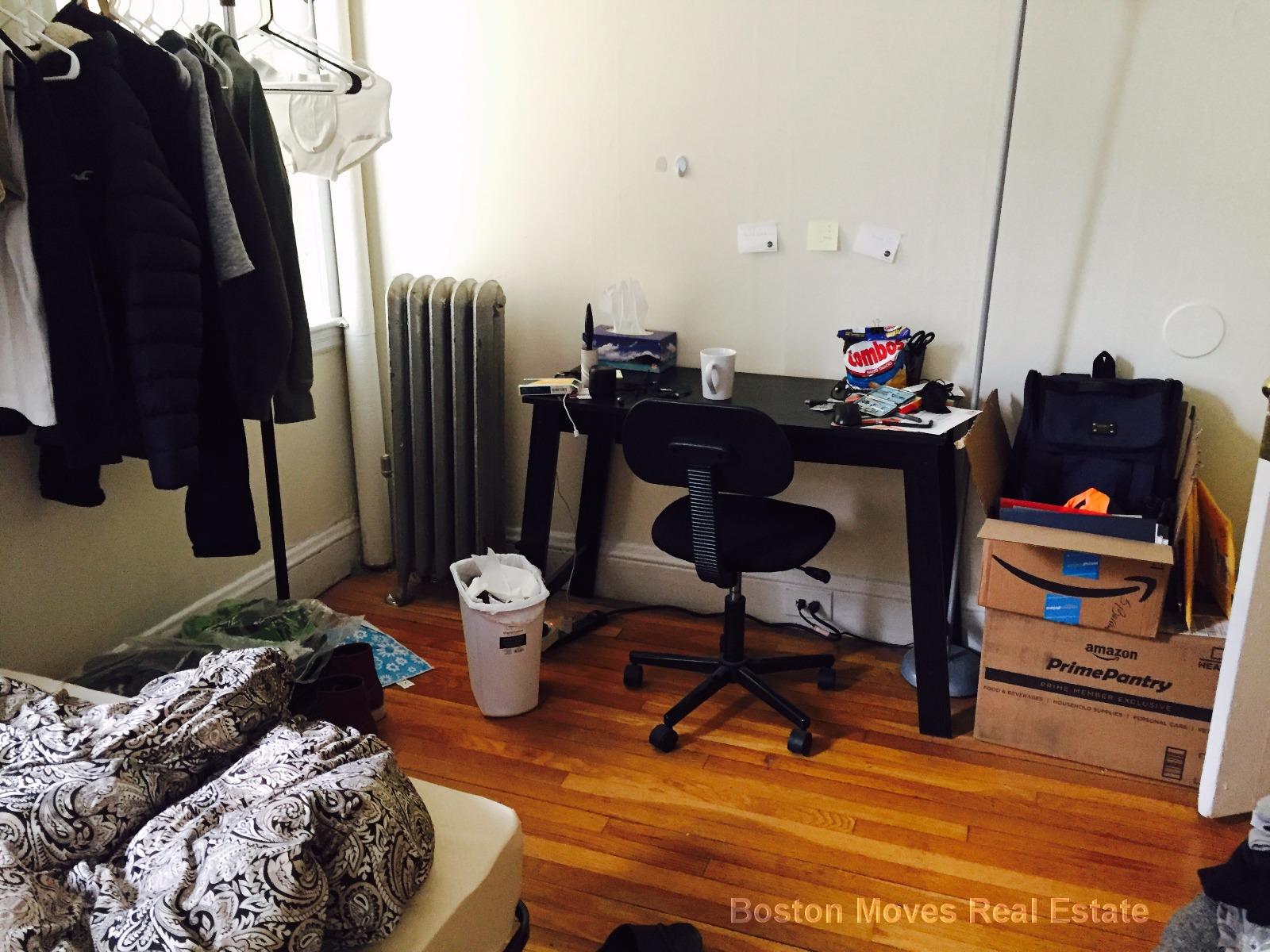 5 Barrows St, Allston