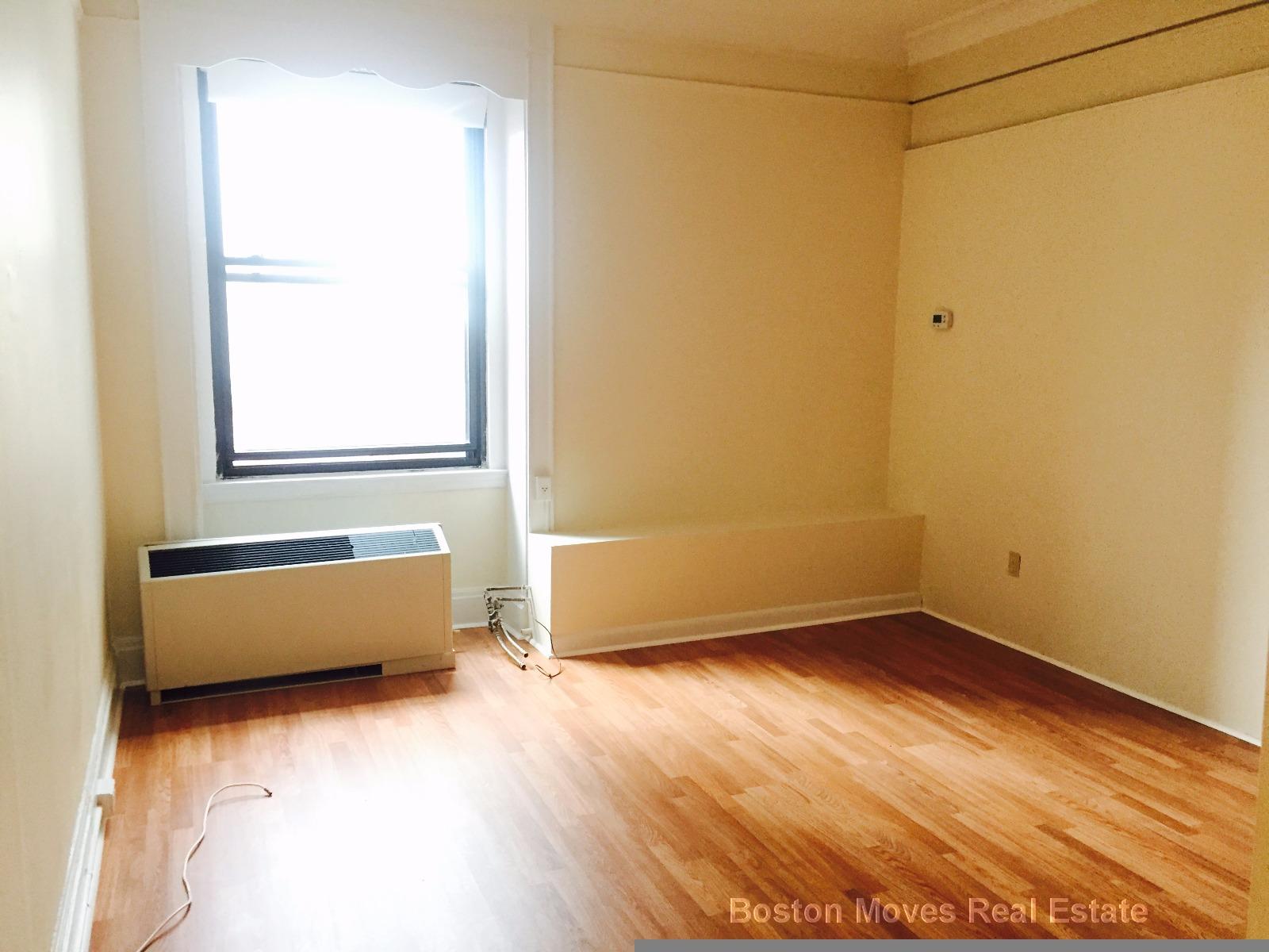 62 Boylston St, Back Bay