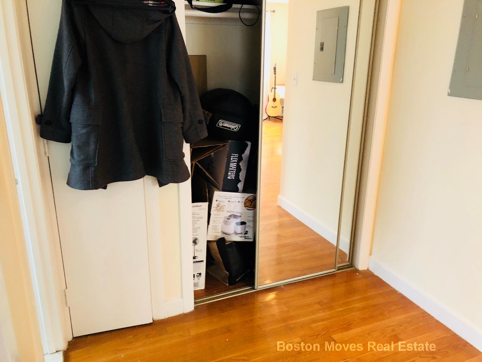 34 Gardner St, Allston