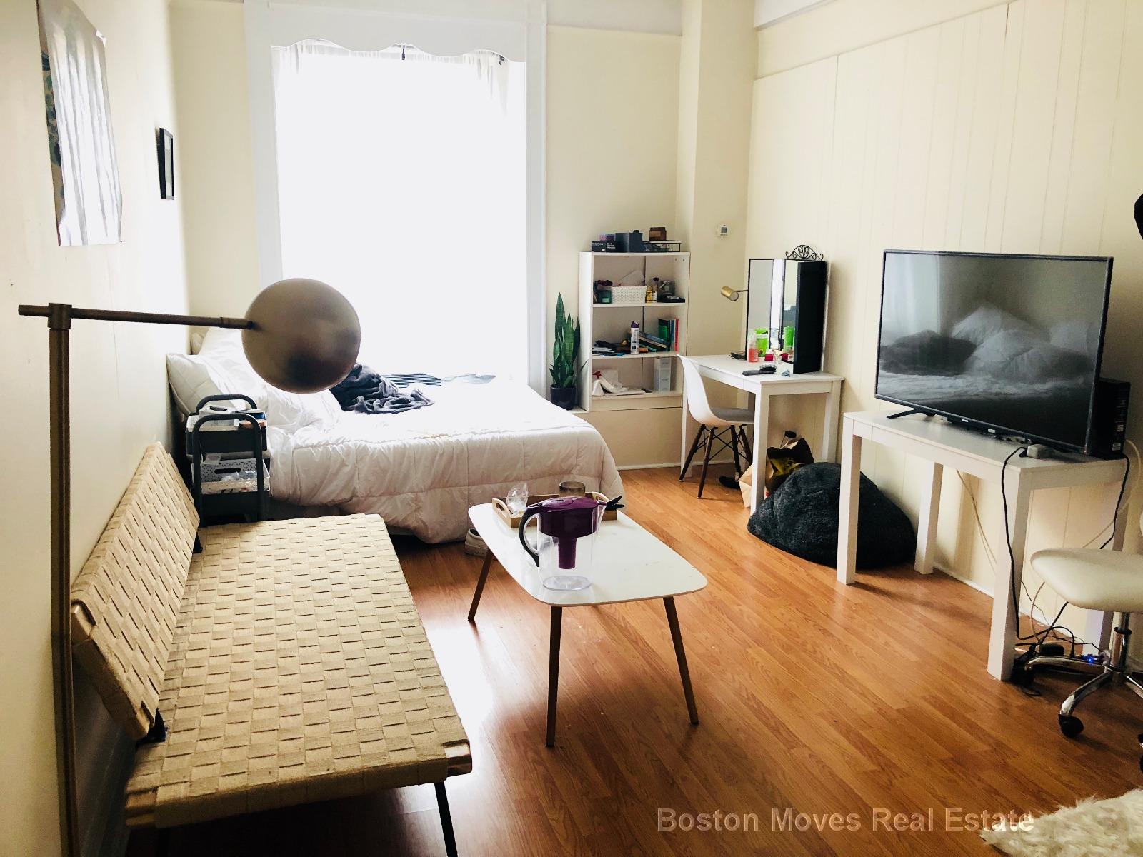 62 Boylston St, Back Bay