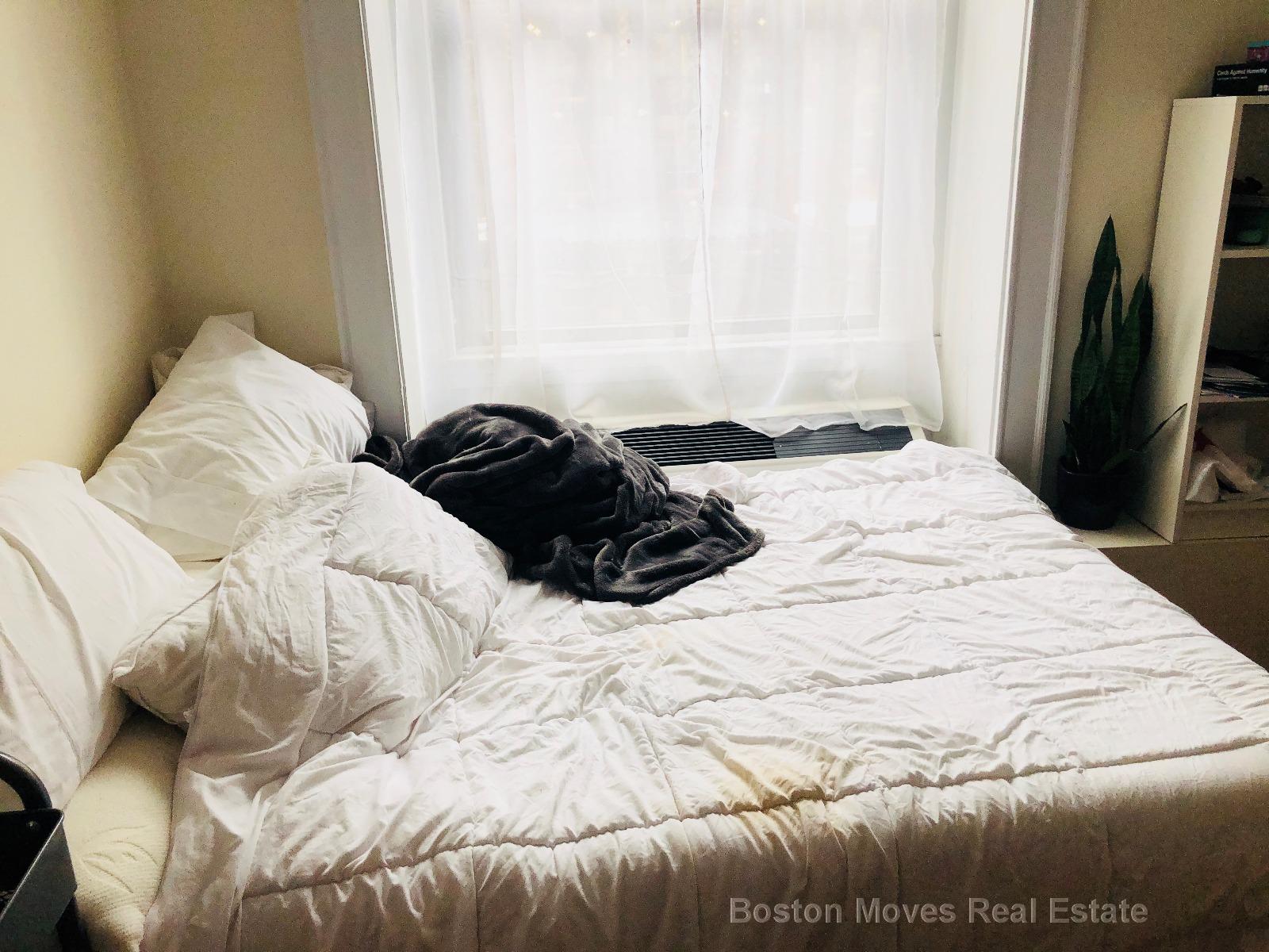 62 Boylston St, Back Bay