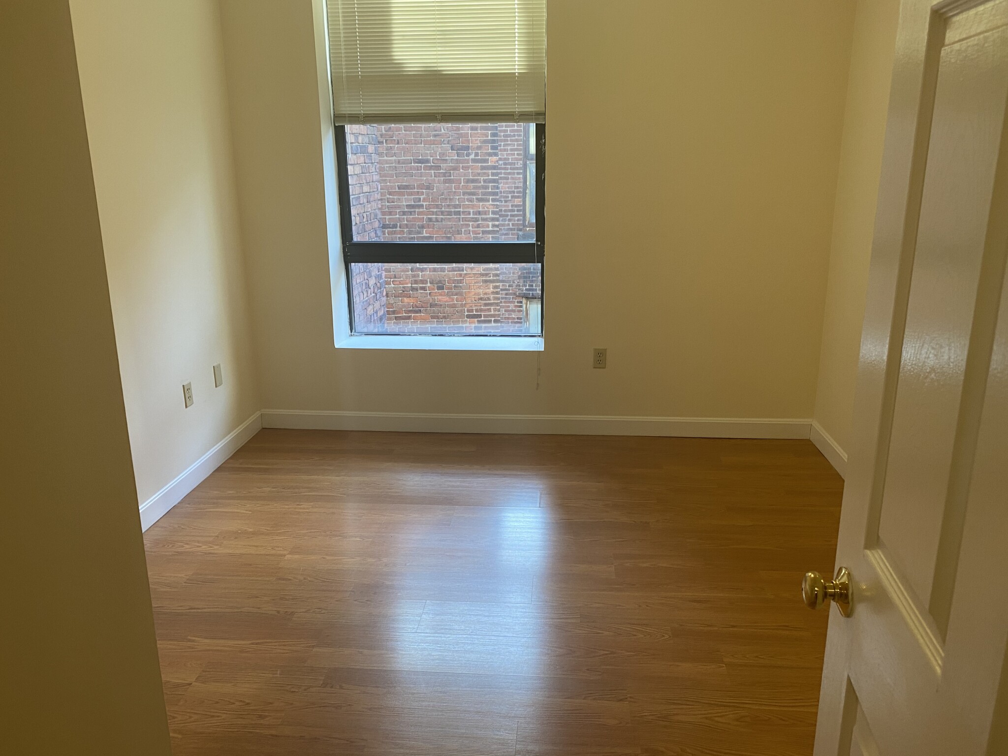 81 Essex St, Chinatown