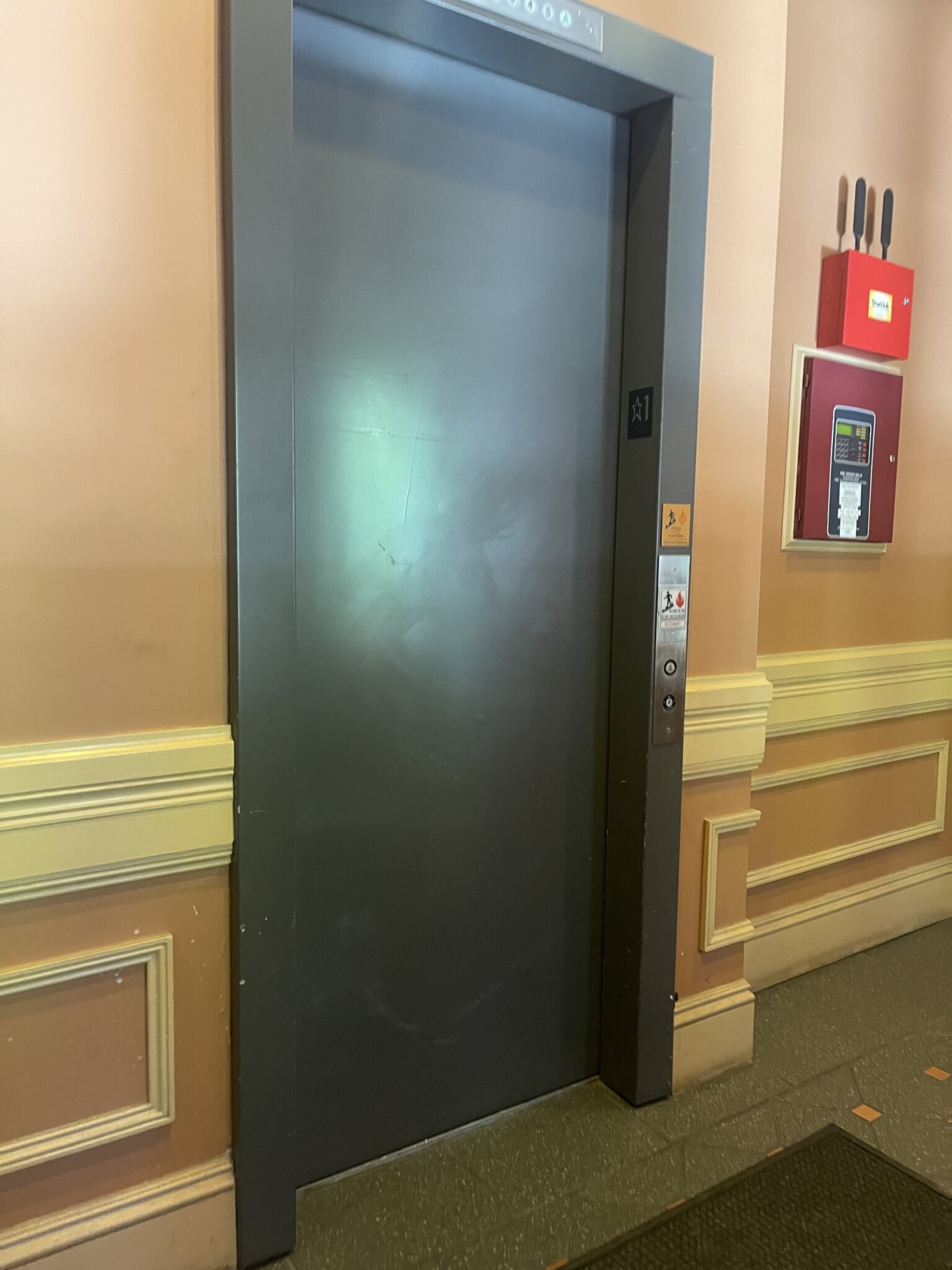 195 Commonwealth Ave, Back Bay