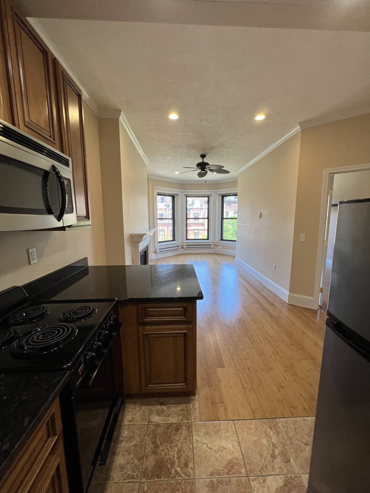 250 Newbury St, Back Bay