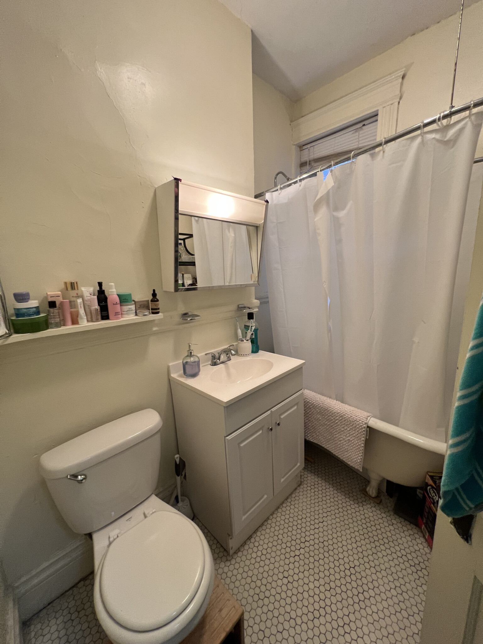 32 Queensberry St, Fenway