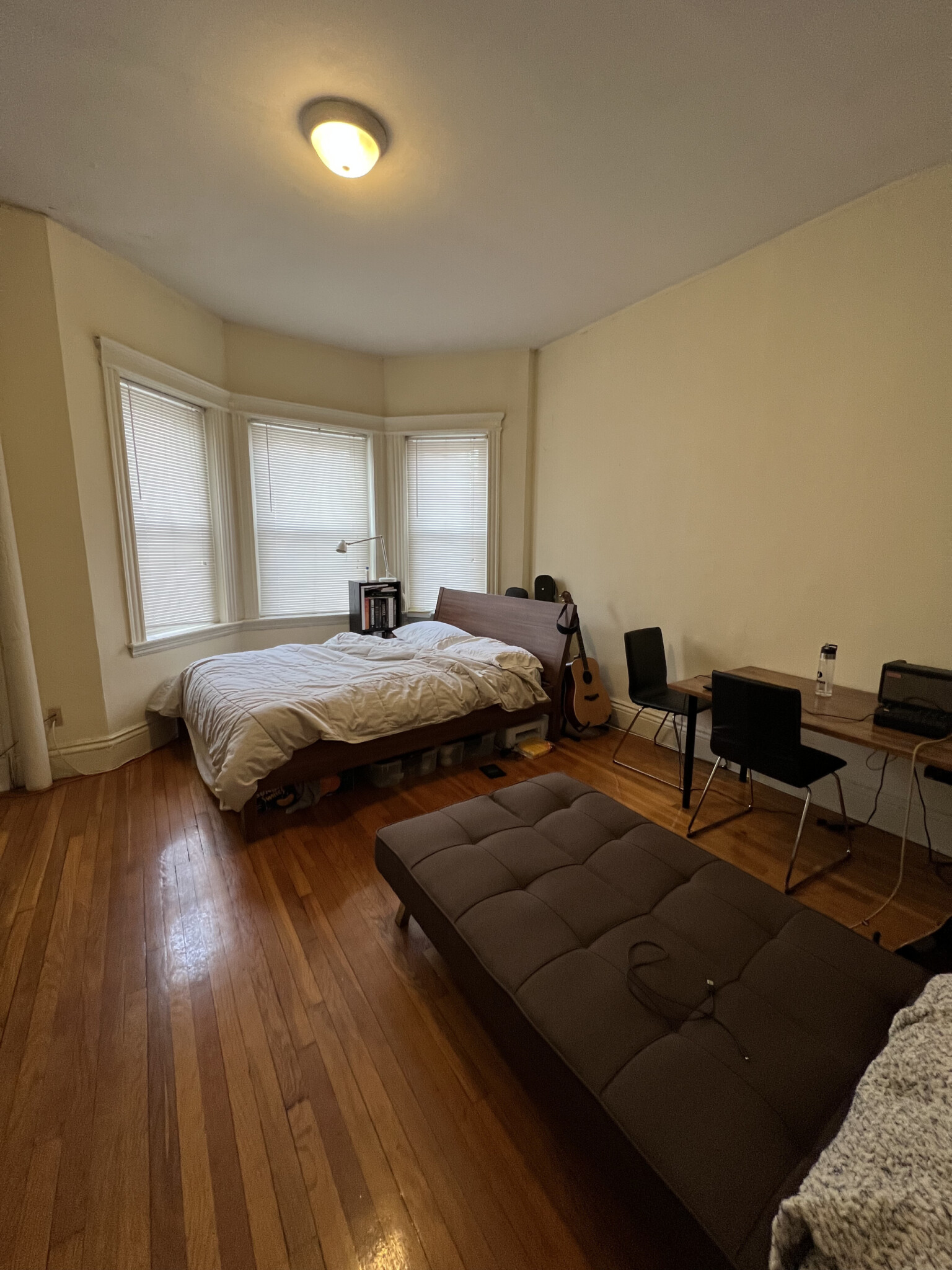 98 Queensberry St, Fenway