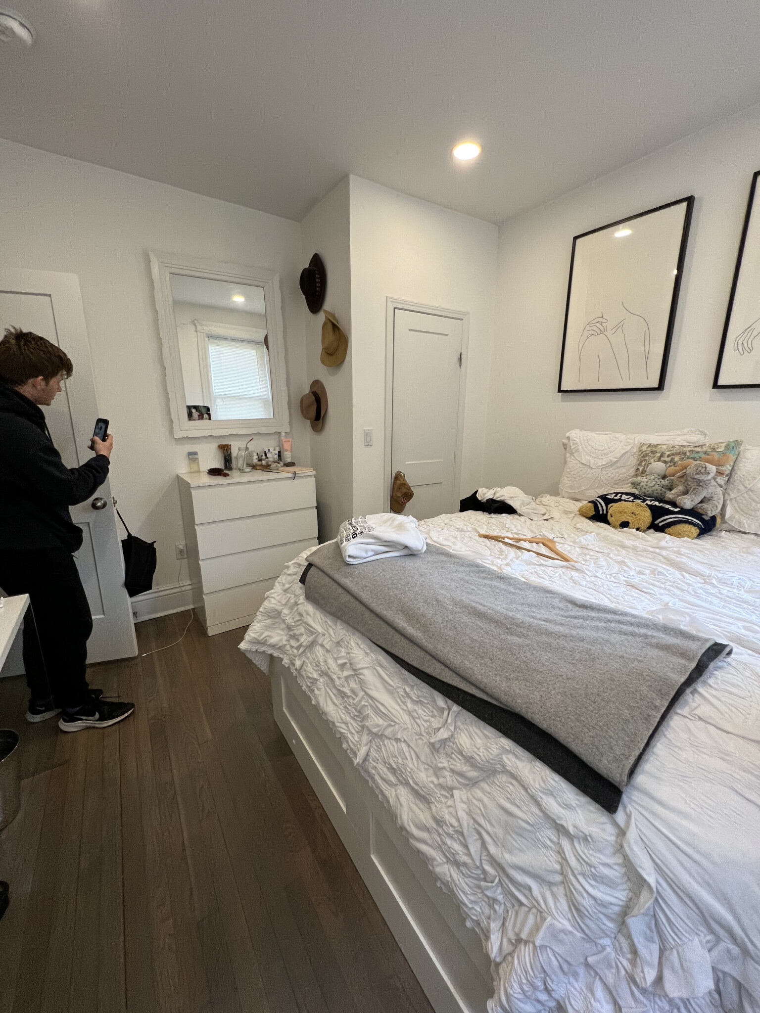 102 Queensberry St, Fenway