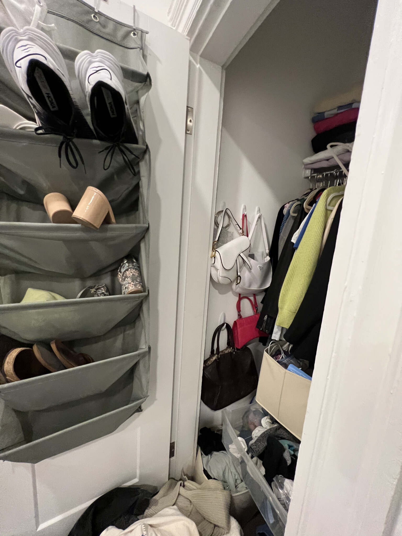 102 Queensberry St, Fenway