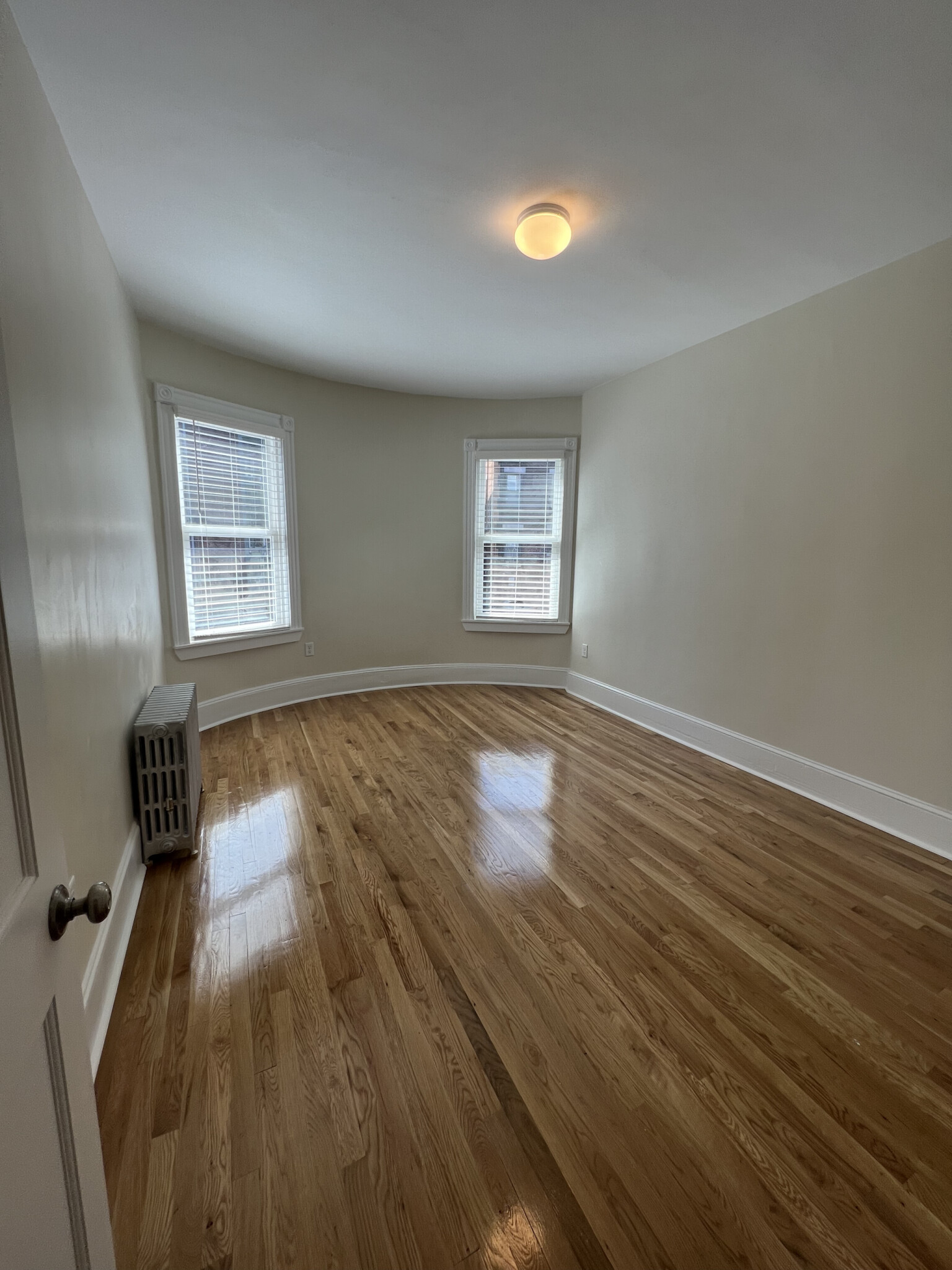 1595 Beacon St, Washington Square