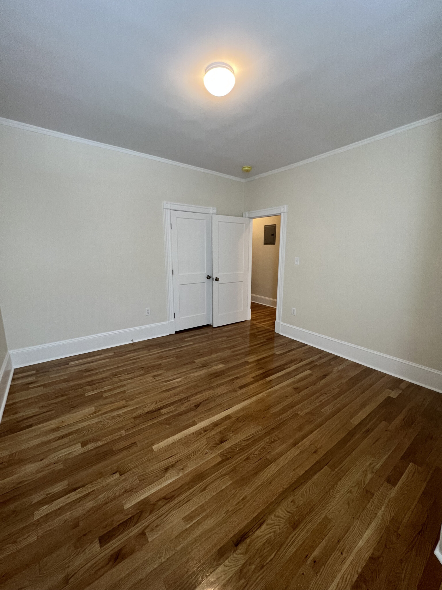 1595 Beacon St, Washington Square