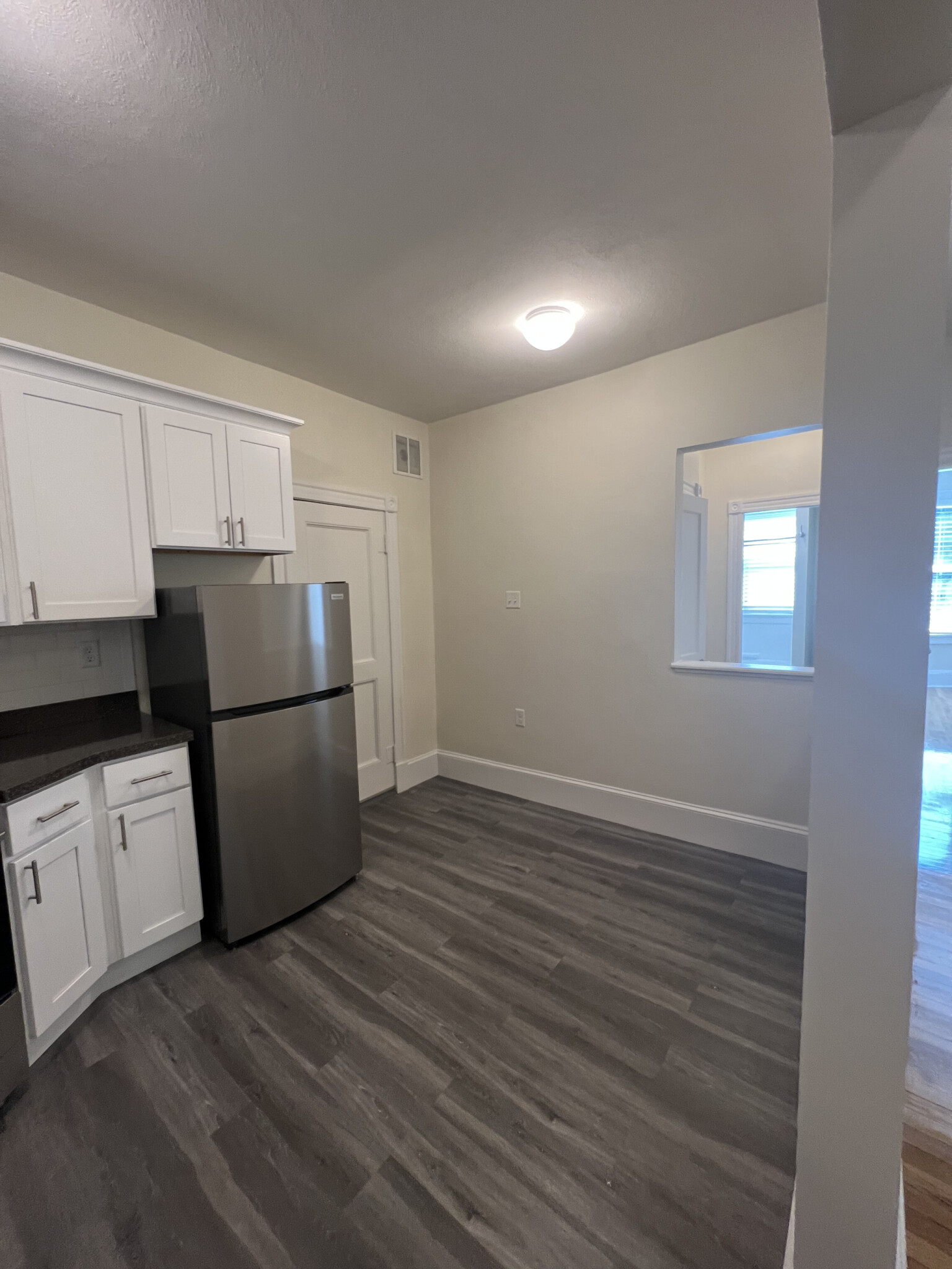 1595 Beacon St, Washington Square