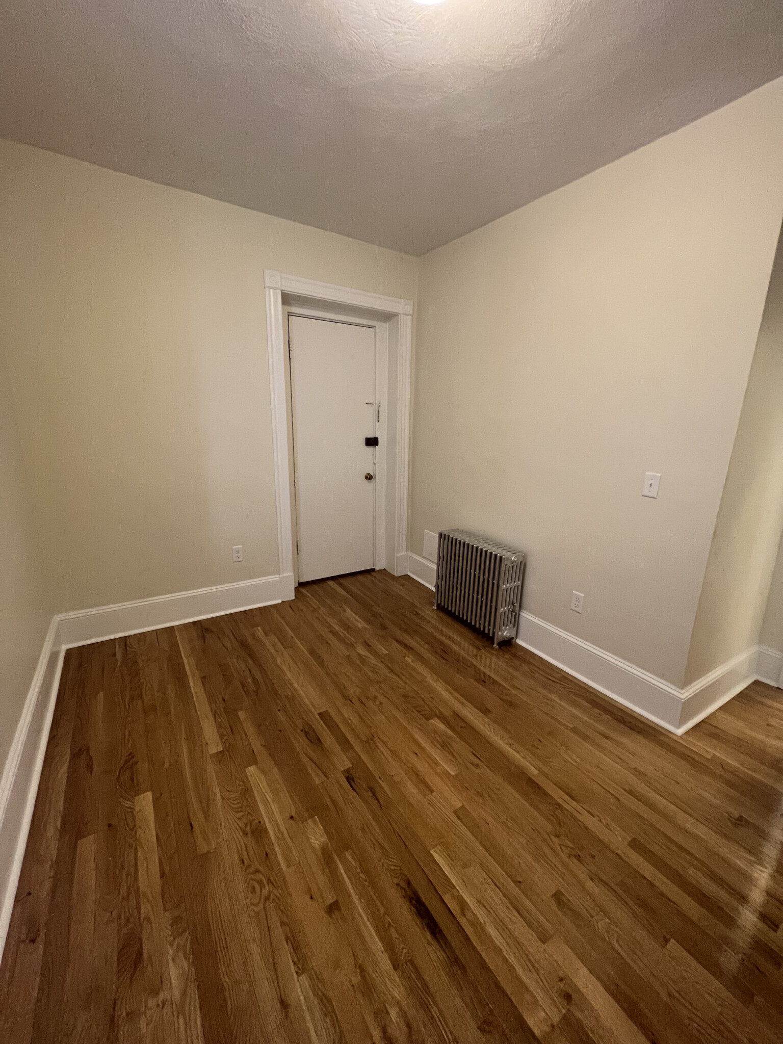 1595 Beacon St, Washington Square