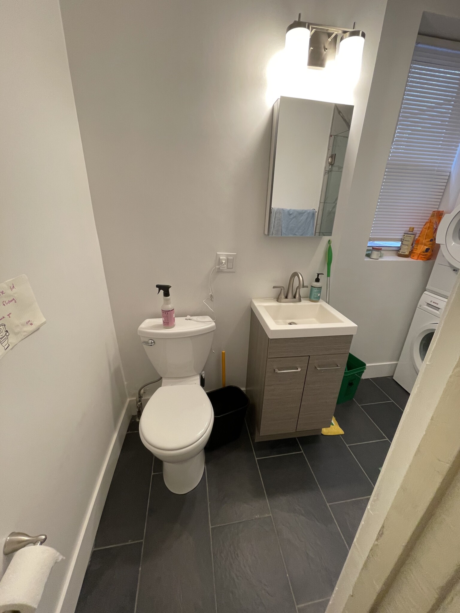 98 Queensberry St, Fenway