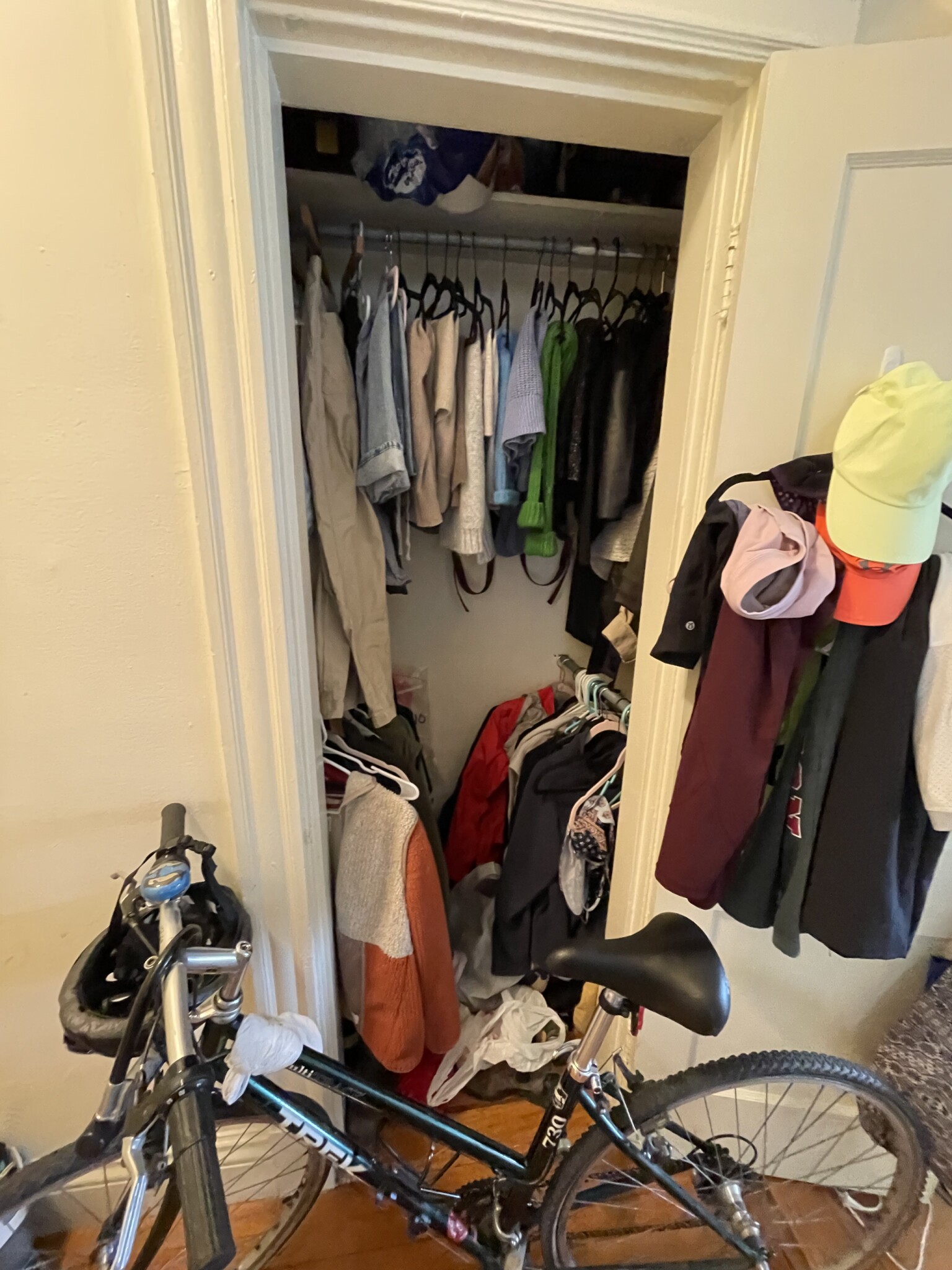 98 Queensberry St, Fenway