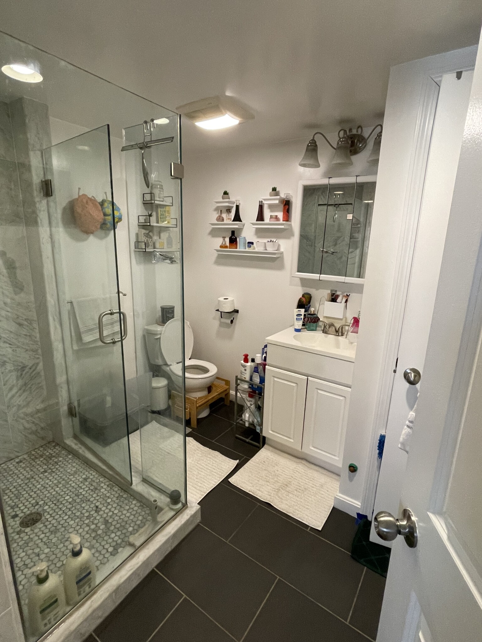 100 Queensberry St, Fenway