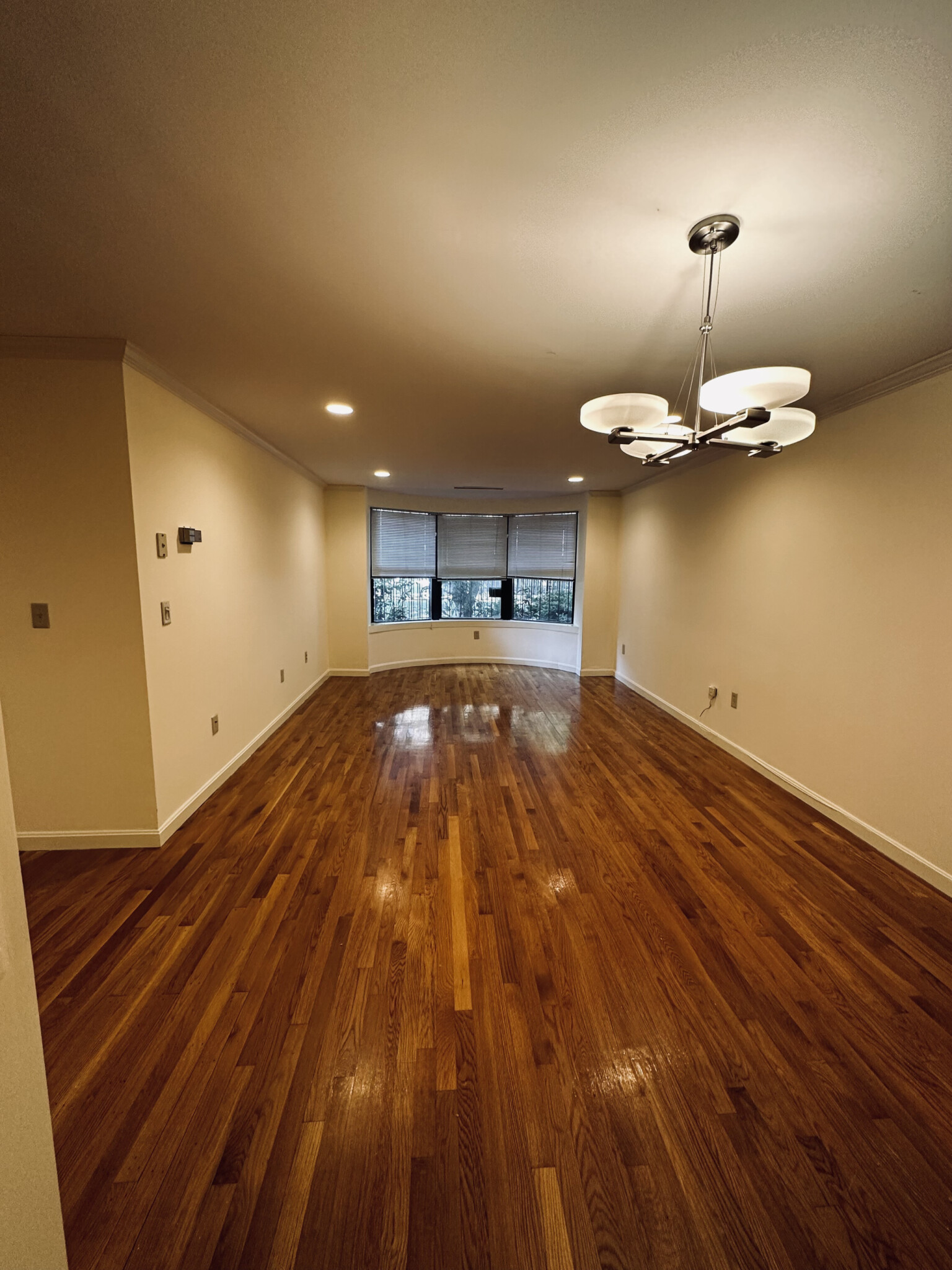 100 Jersey St, Fenway