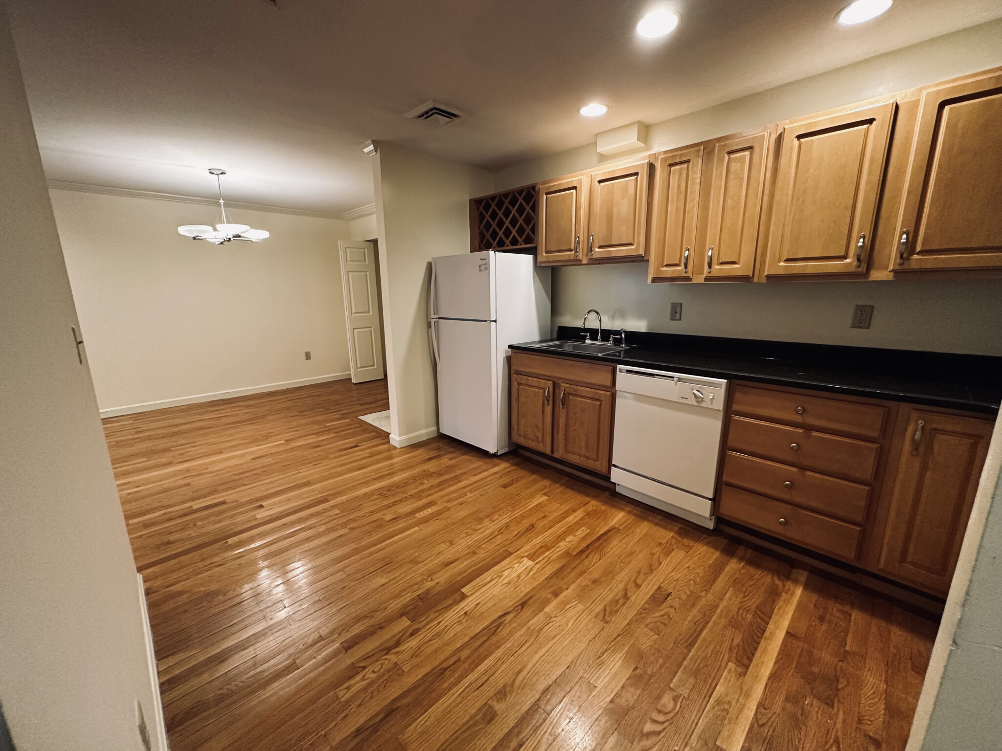 100 Jersey St, Fenway