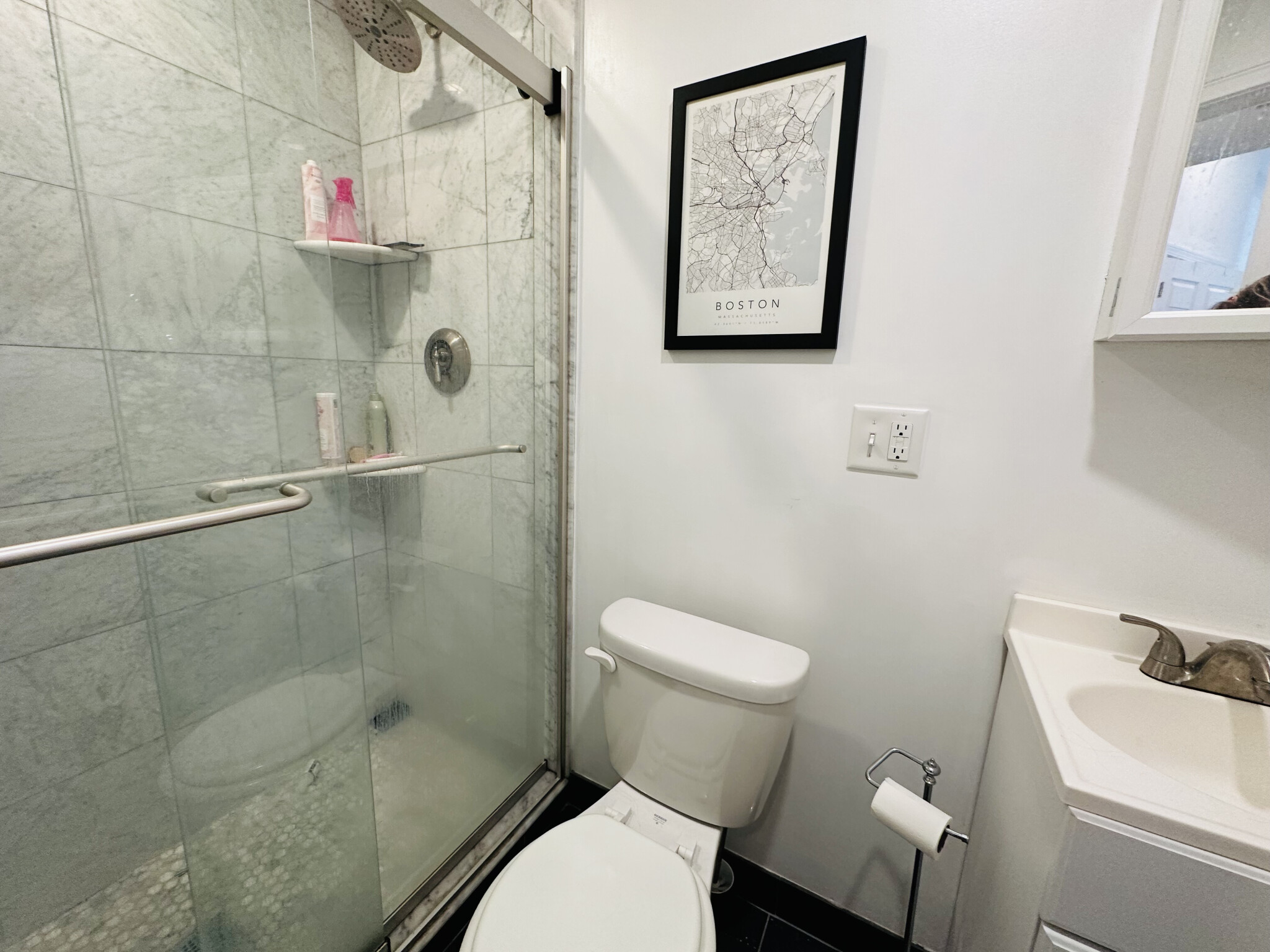 270 Newbury St, Back Bay