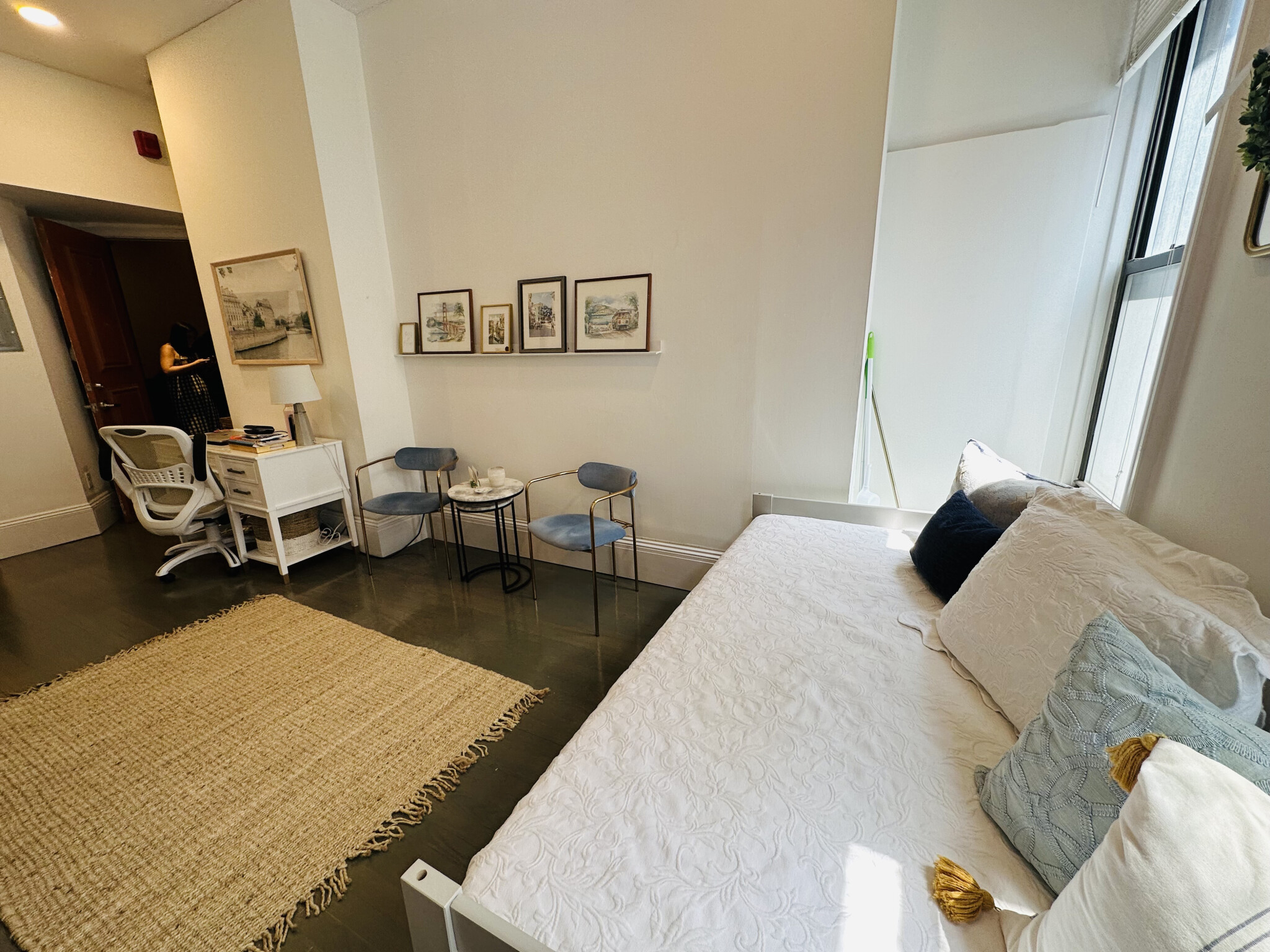 270 Newbury St, Back Bay