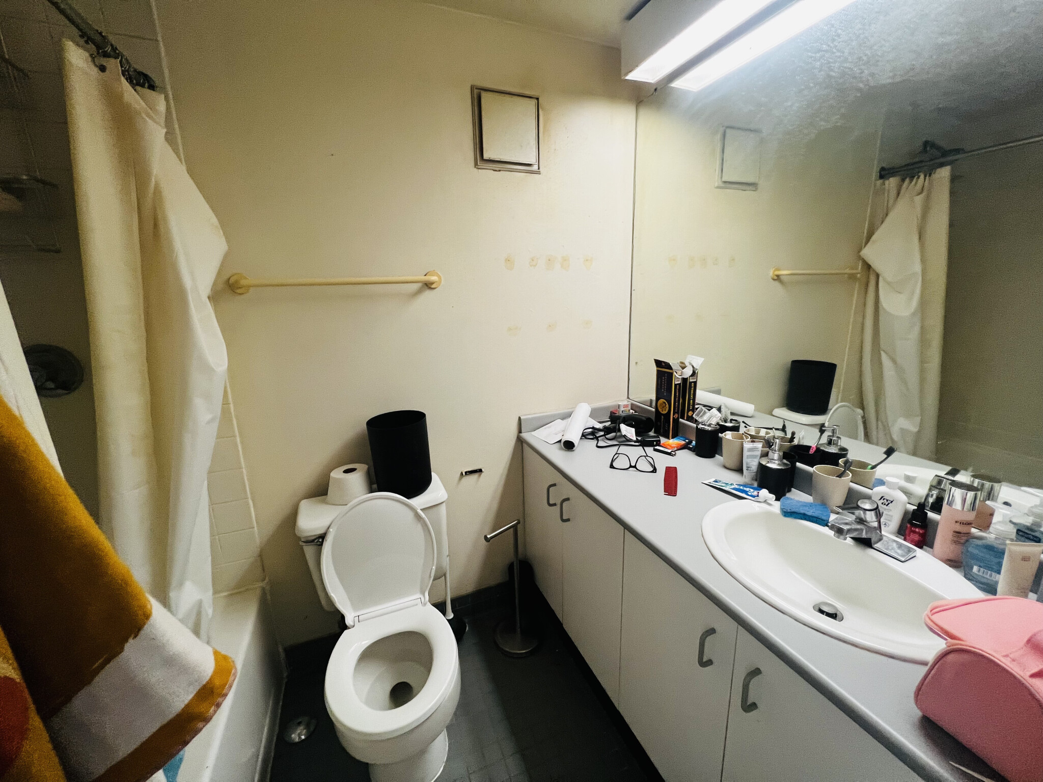 63 Brookline Ave, Fenway