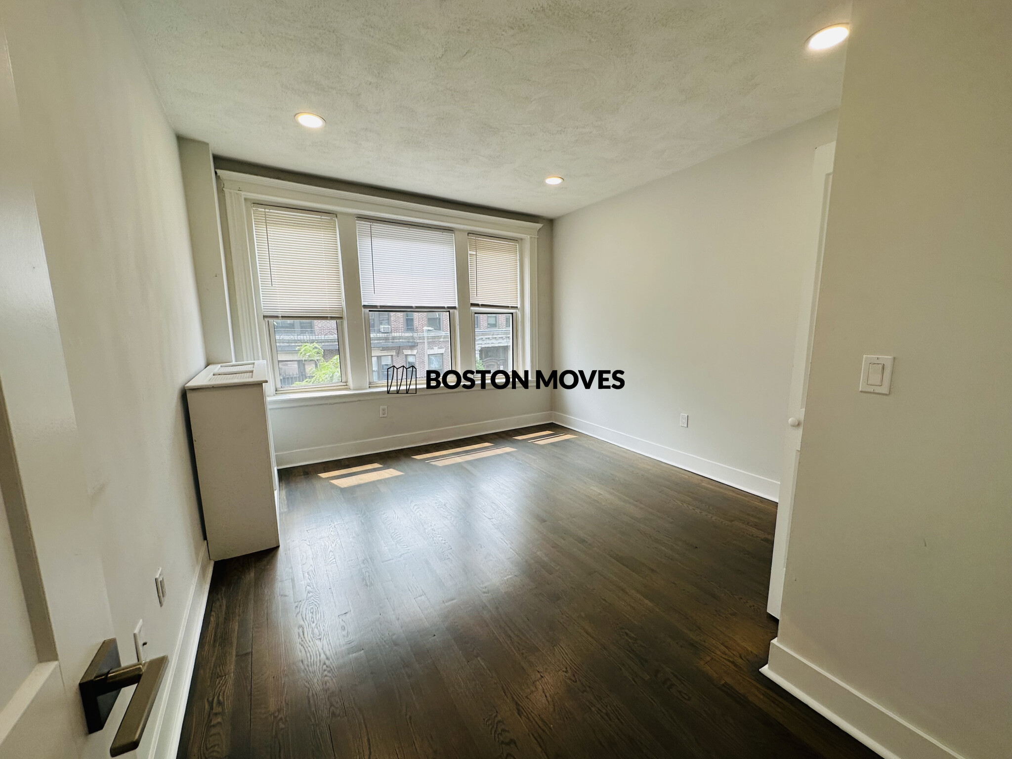 110 Jersey St, Fenway