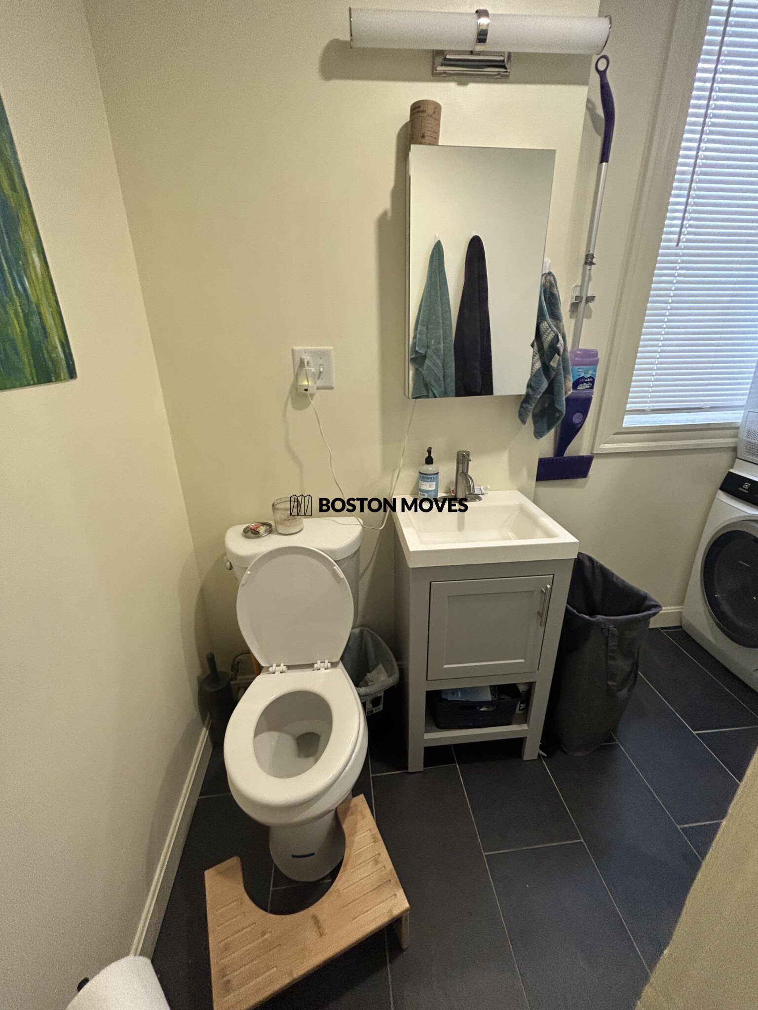 100 Queensberry St, Fenway