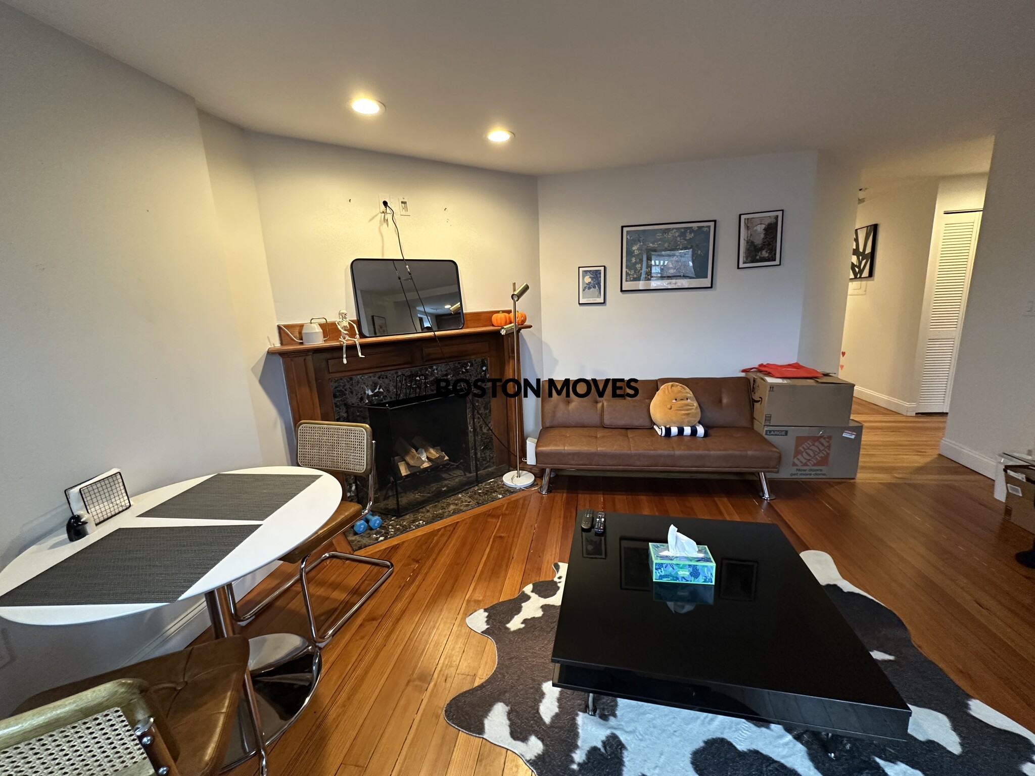 Photos of apartment on Gainsborough St.,Boston MA 02115