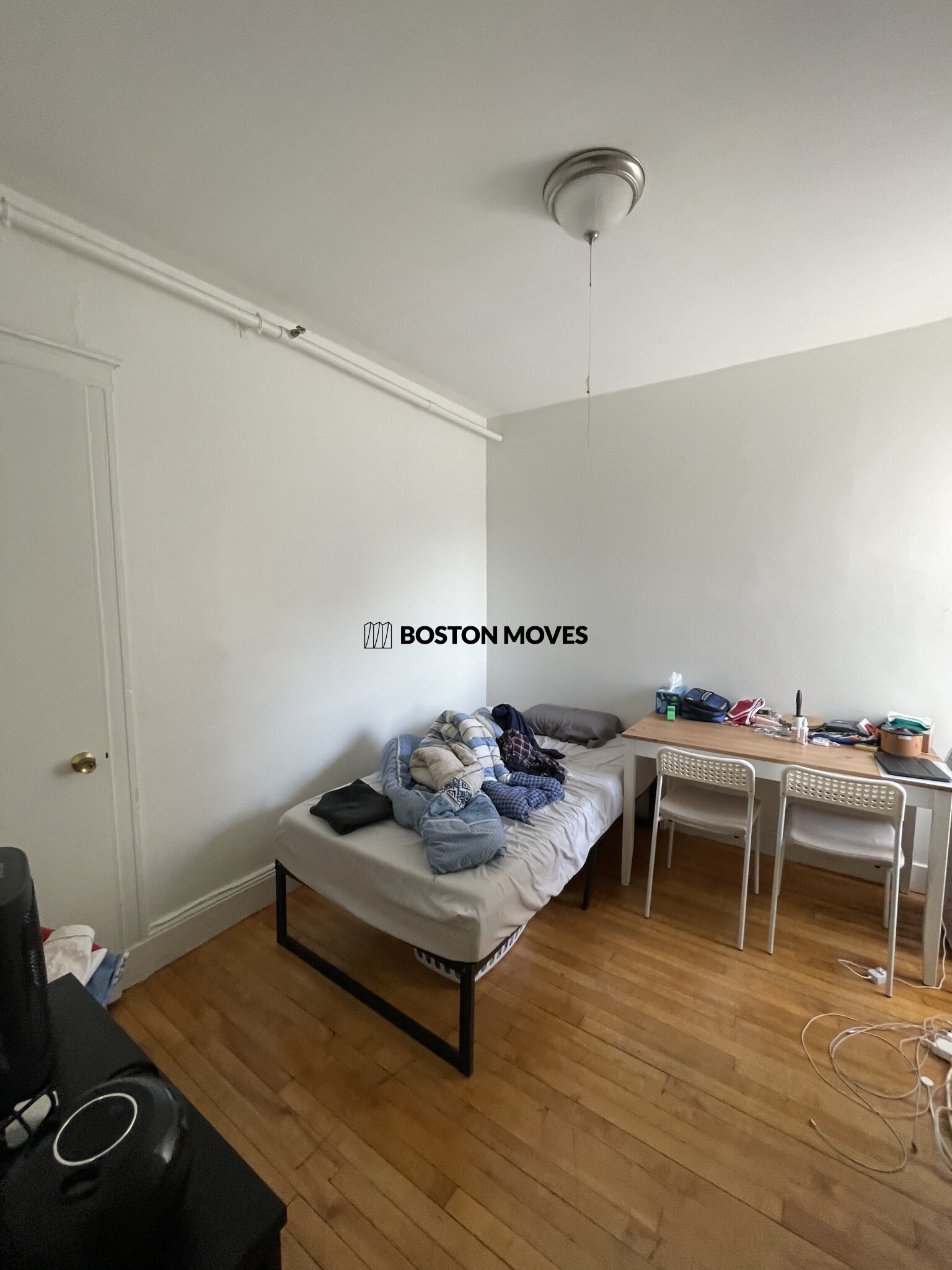 https://ygl-photos.s3.us-west-004.backblazeb2.com/7580W682f78f5e87a0.jpg