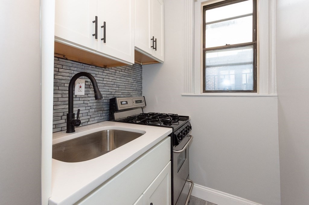 63 Burbank St, Fenway