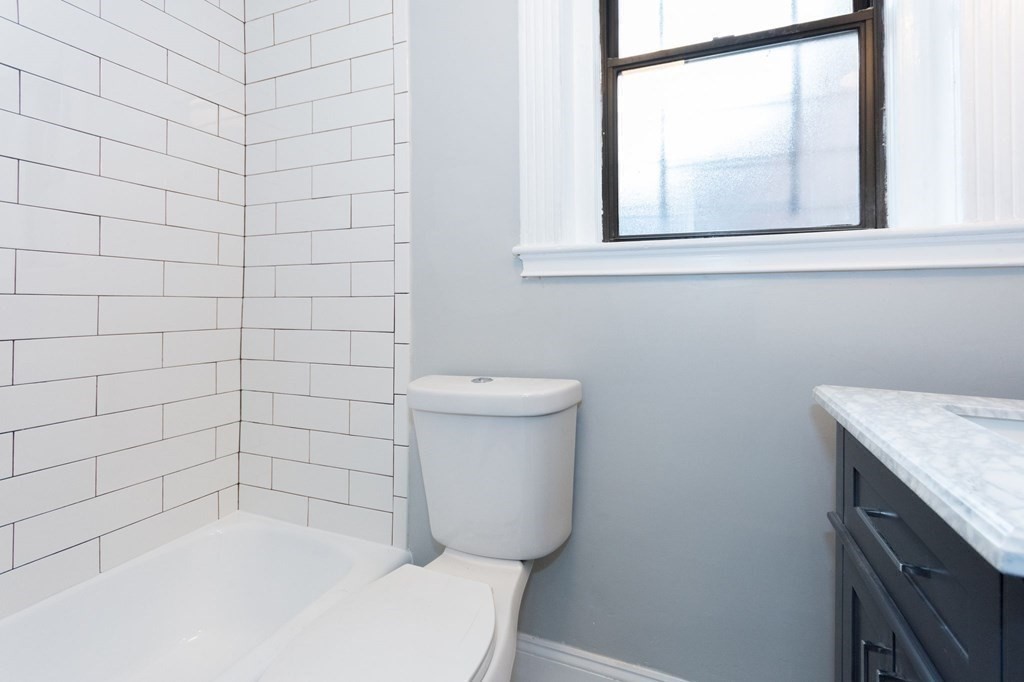 63 Burbank St, Fenway