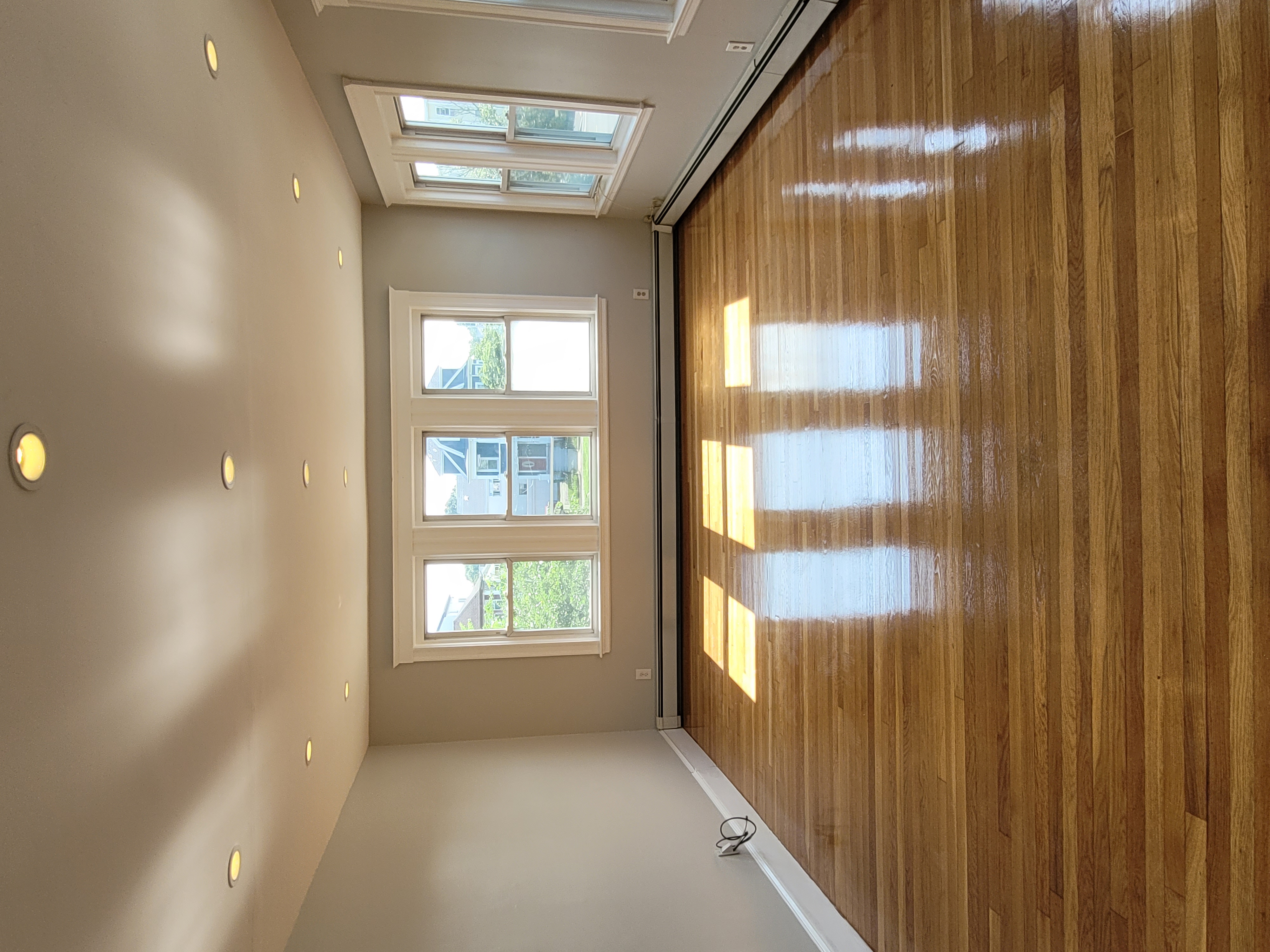 3 bed, 1 bath apartment for rent at 860 Fellsway Unit 2, Medford