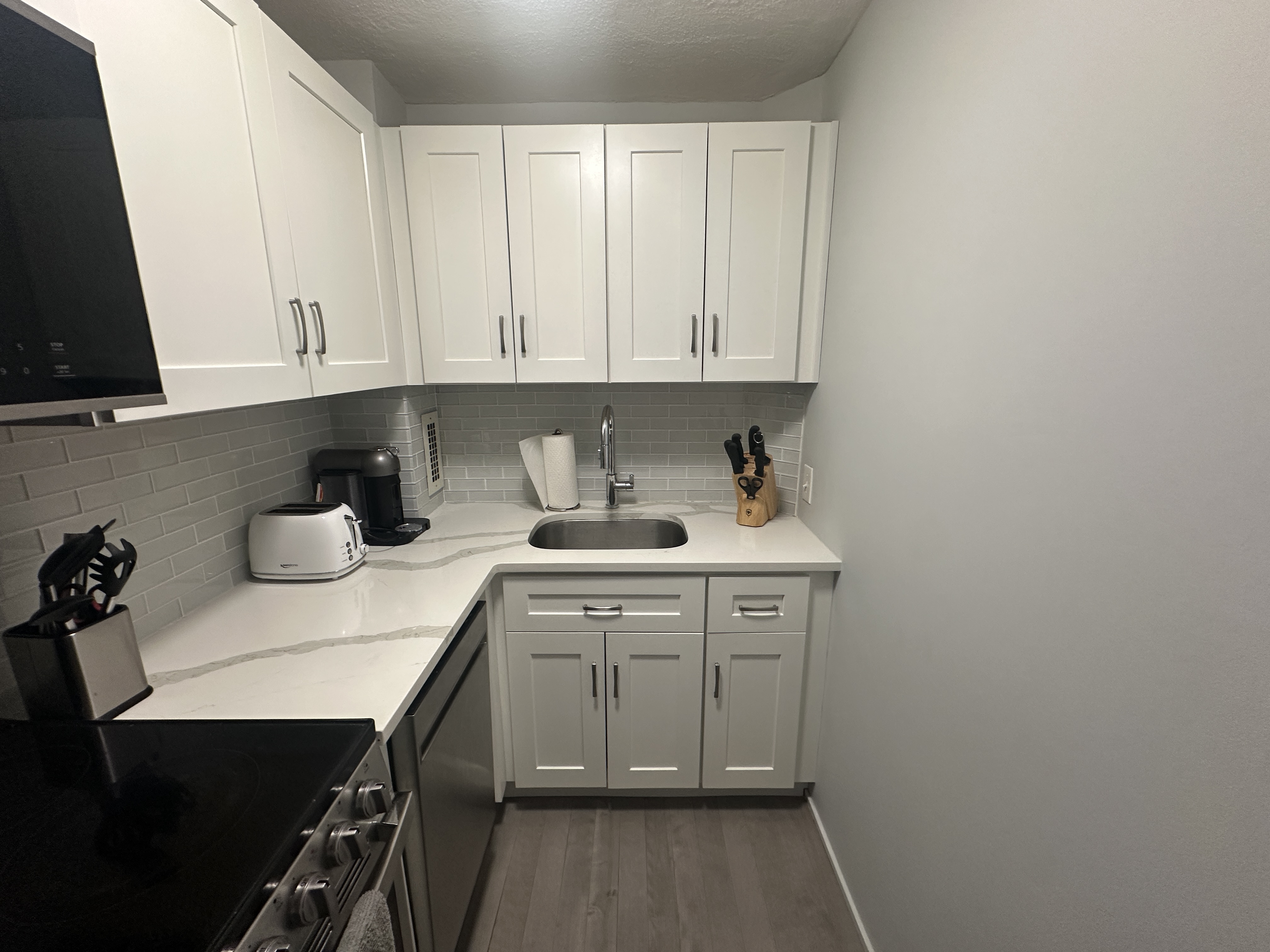 Photos of apartment on Winchester St.,Brookline MA 02446