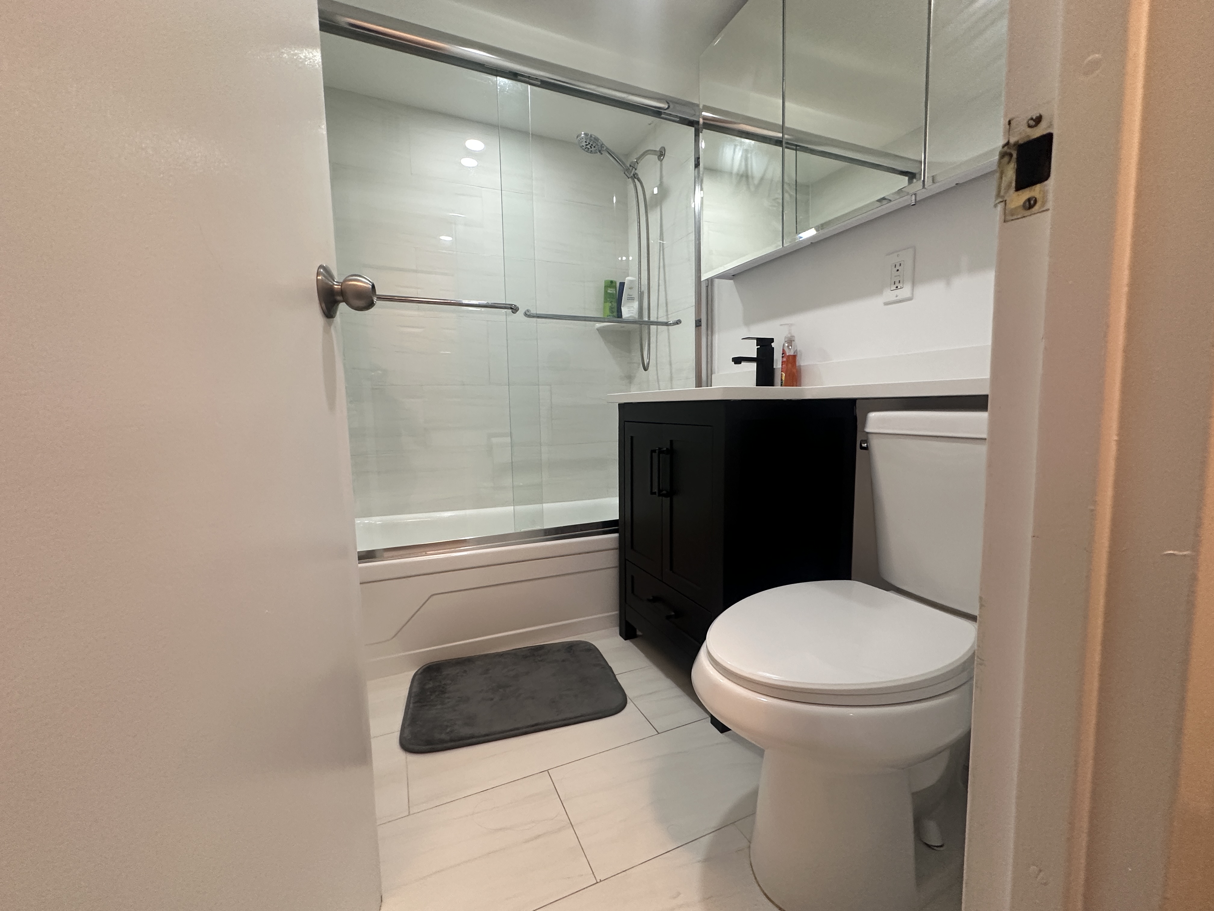 Photos of apartment on Winchester St.,Brookline MA 02446