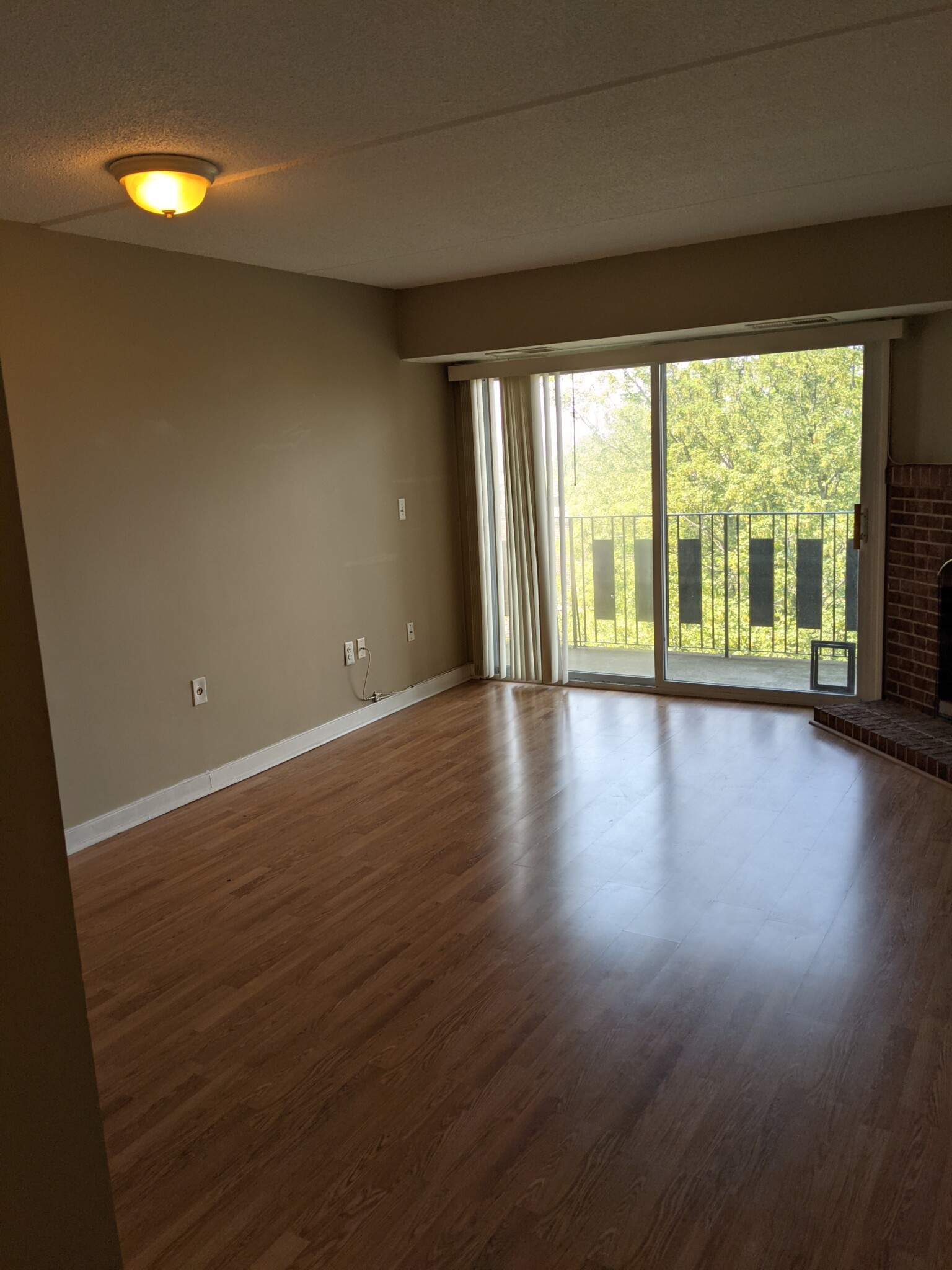 390 Broadway, Winter Hill