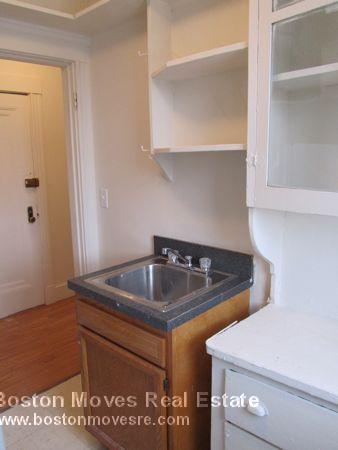 1176 Boylston St, Fenway