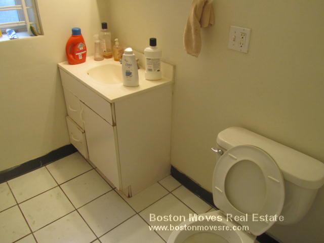 165 Hemenway St, Fenway