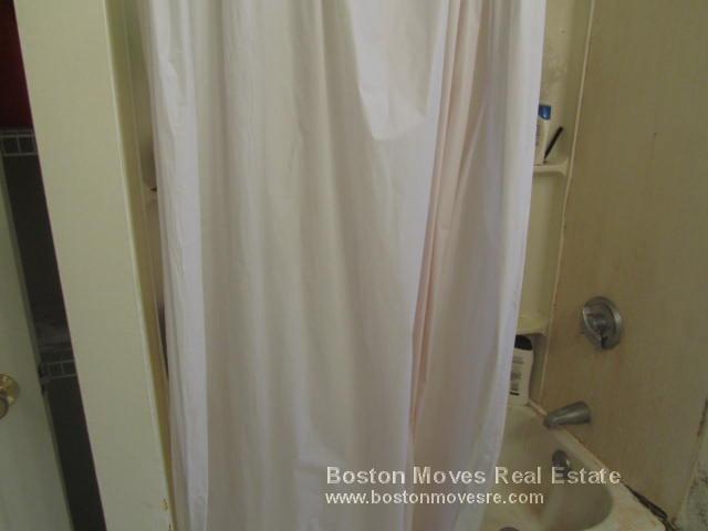 165 Hemenway St, Fenway