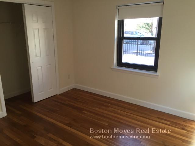 40 Harvard Ave, Brookline Hills