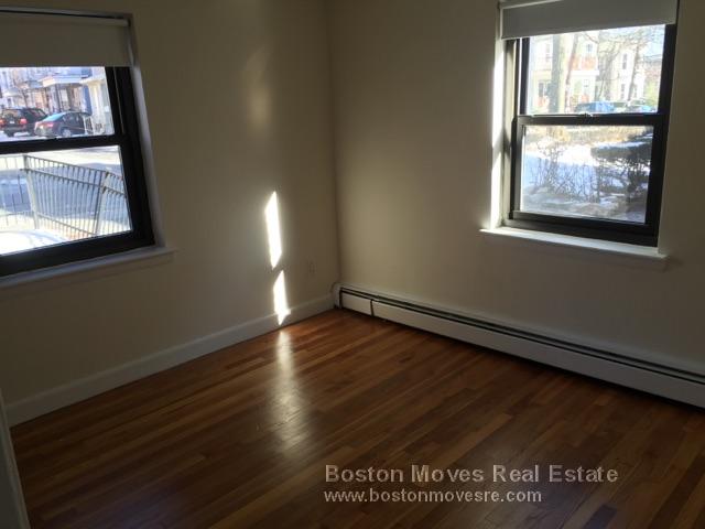 40 Harvard Ave, Brookline Hills